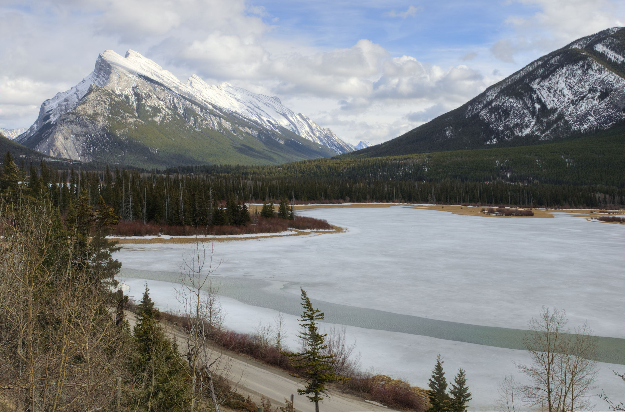 Tamron SP 24-70mm F2.8 Di VC USD sample photo. Early spring in banff photography