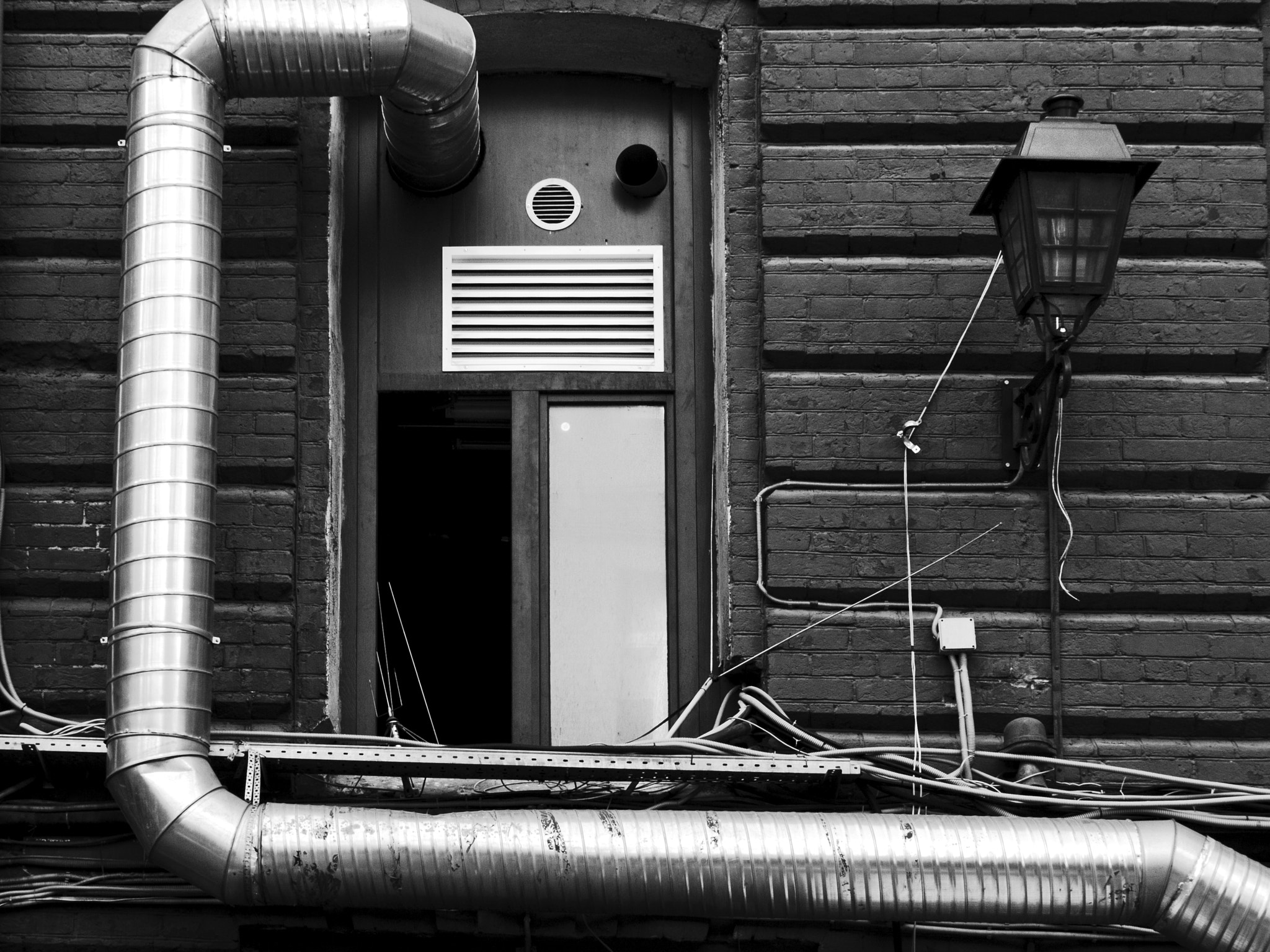 Olympus E-520 (EVOLT E-520) + SIGMA 18-50mm F2.8 DC sample photo. The trio photography