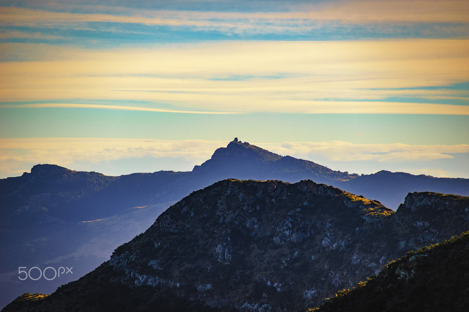 Sony 75-300mm F4.5-5.6 sample photo. Port hills and observatory photography