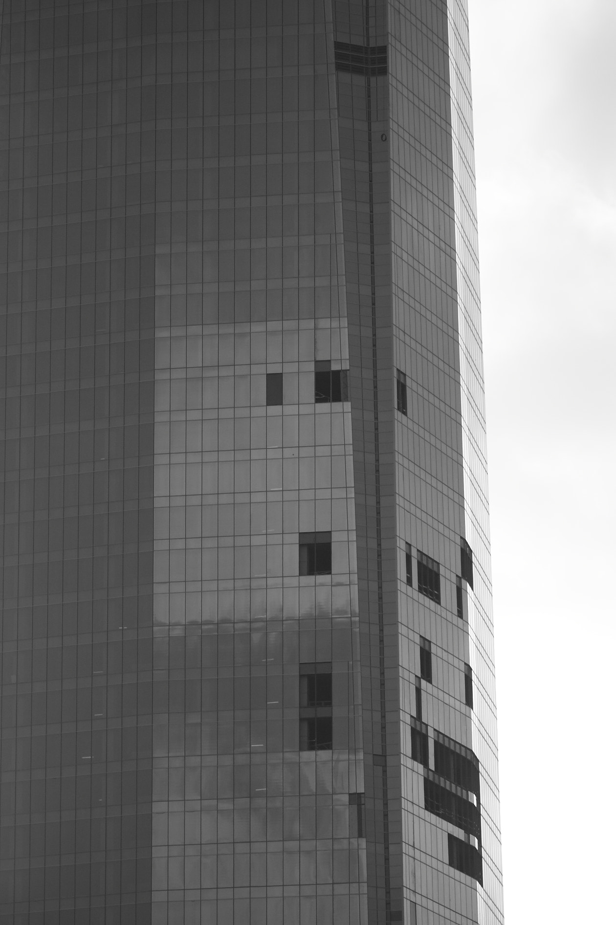 Canon EOS 40D + Canon EF 135mm F2L USM sample photo. Edificio photography