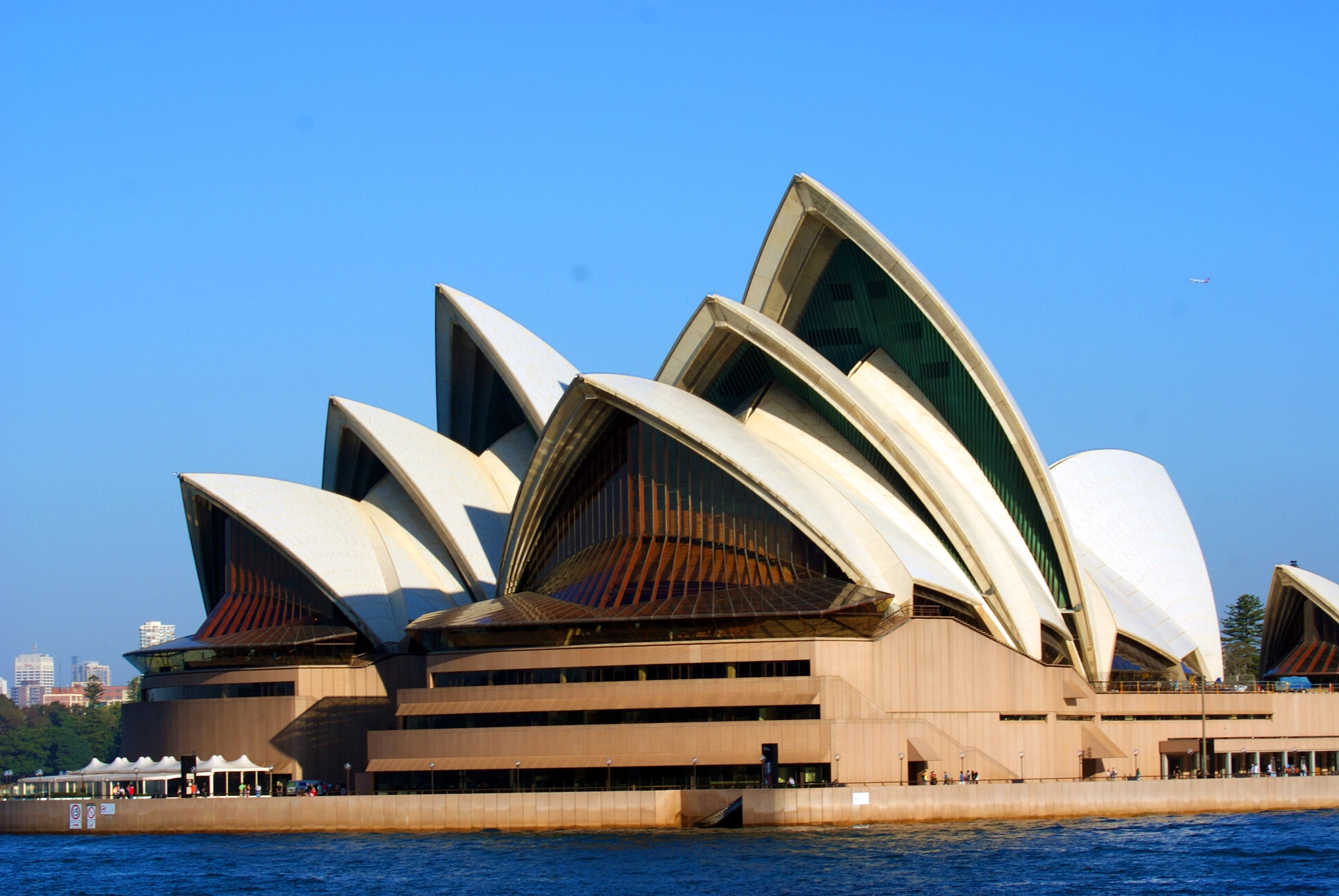 Sony Alpha DSLR-A300 sample photo. Opera house photography