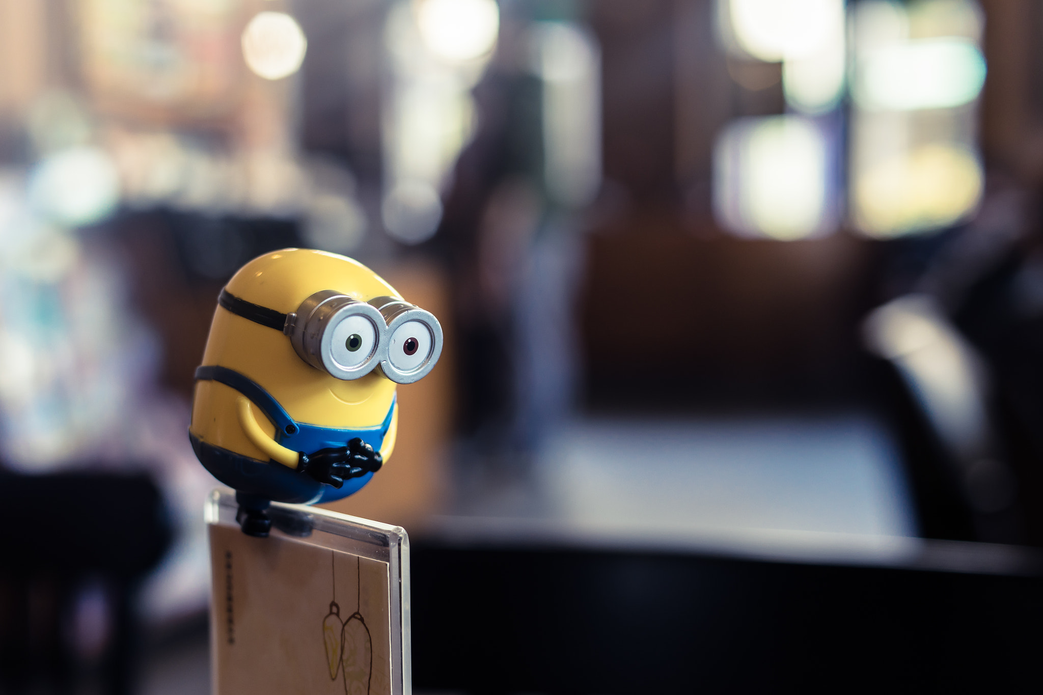 Sony a7 + Sony 50mm F1.4 sample photo. Bob in starbucks photography