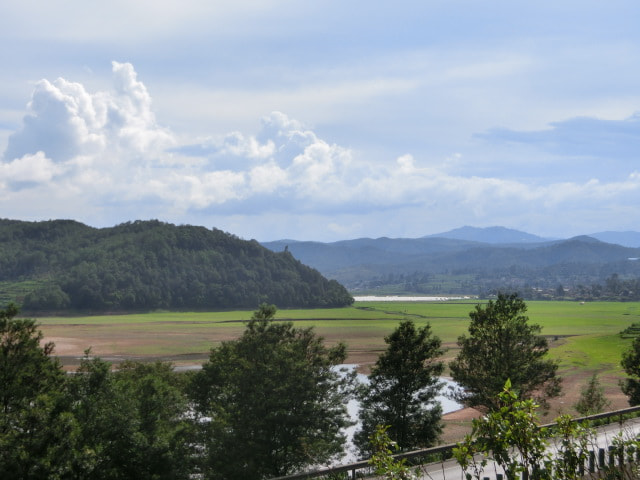 CASIO EX-ZR200 sample photo. Cloud of yunnan photography
