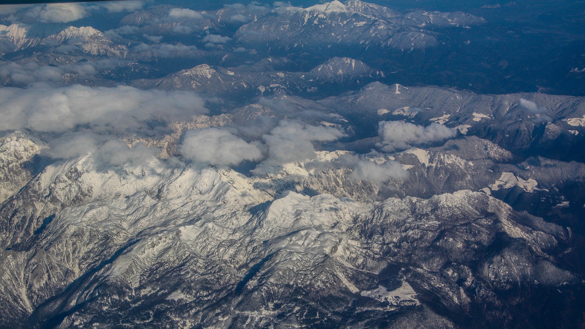Canon EOS 450D (EOS Rebel XSi / EOS Kiss X2) sample photo. Alps from above photography
