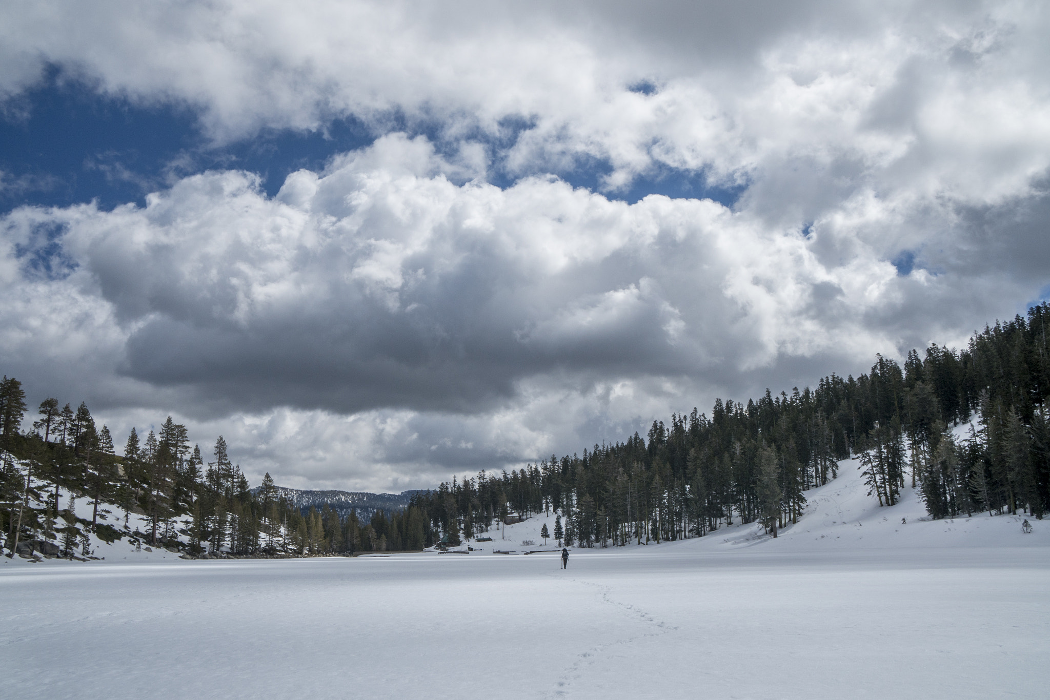 Sony a7R II + Sony Vario-Tessar T* E 16-70mm F4 ZA OSS sample photo. Frozen echo lake, tahoe california photography