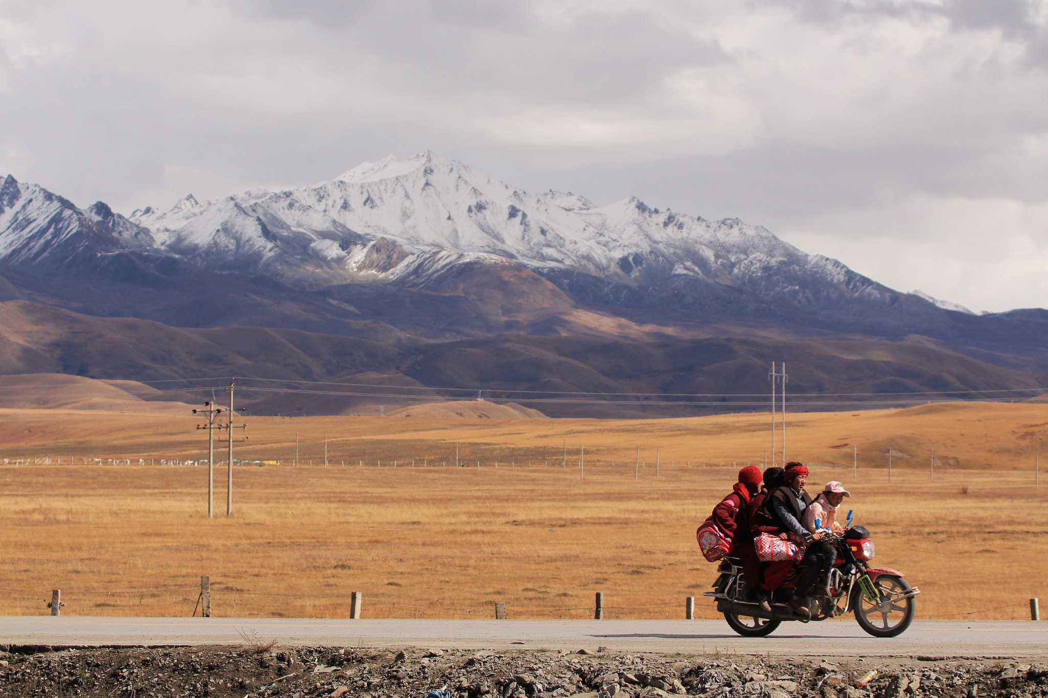 Canon EF 70-300mm F4-5.6L IS USM sample photo. Lost horizon photography