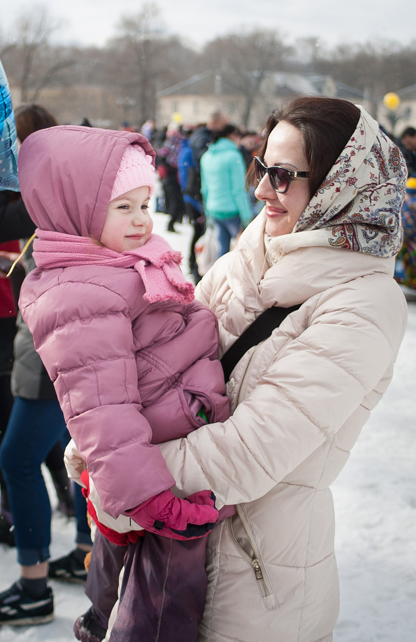 Canon EF 28-80mm f/3.5-5.6 USM IV sample photo. Mother's happiness photography