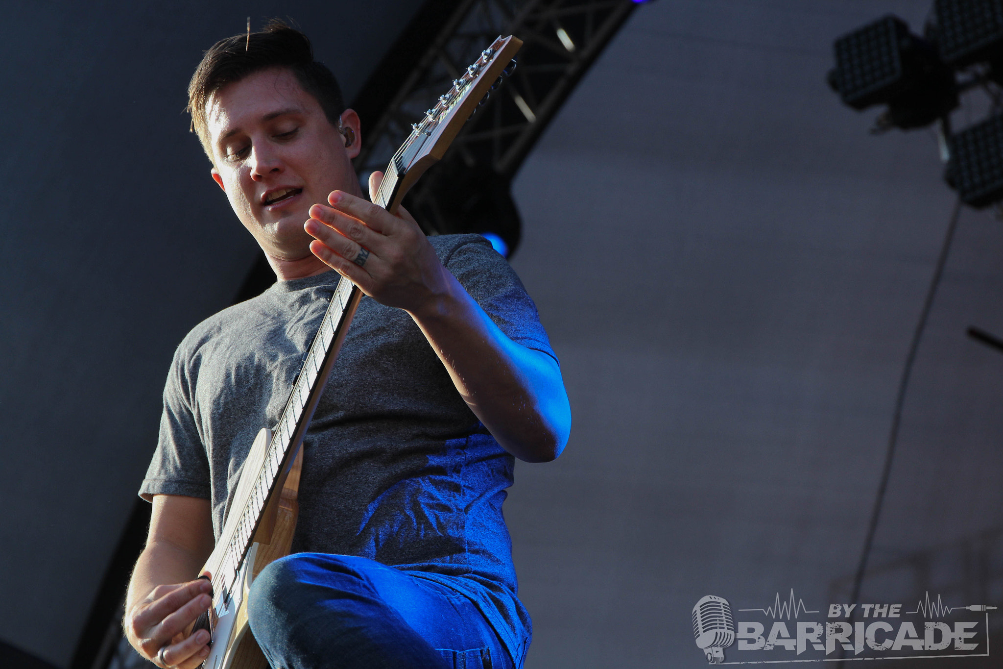 Canon EF 24-70mm F4L IS USM sample photo. August burns red photography
