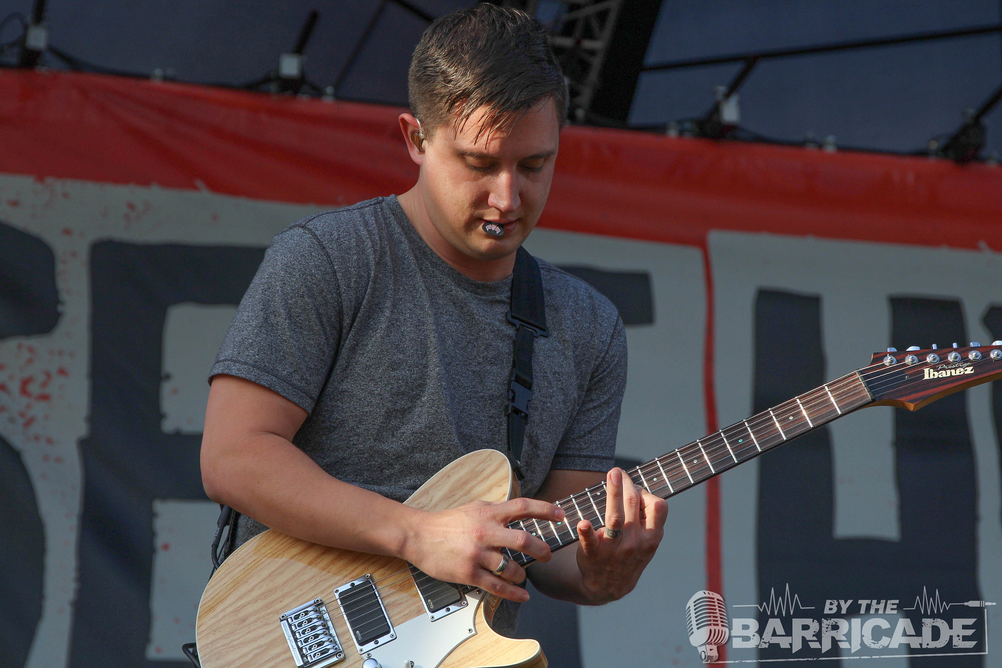 Canon EF 24-70mm F4L IS USM sample photo. August burns red photography