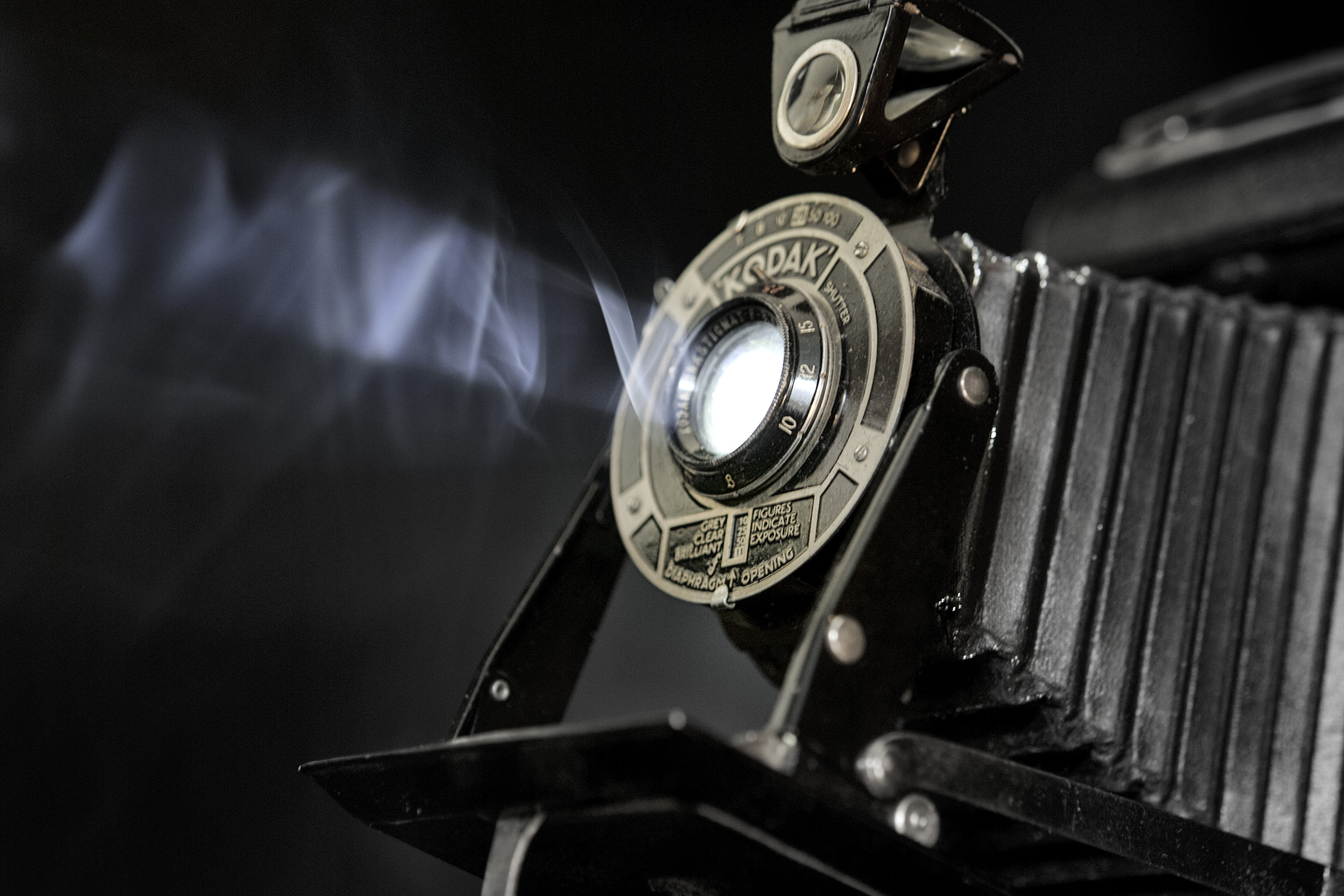 Nikon AF-S Micro-Nikkor 60mm F2.8G ED sample photo. The texture of old photography