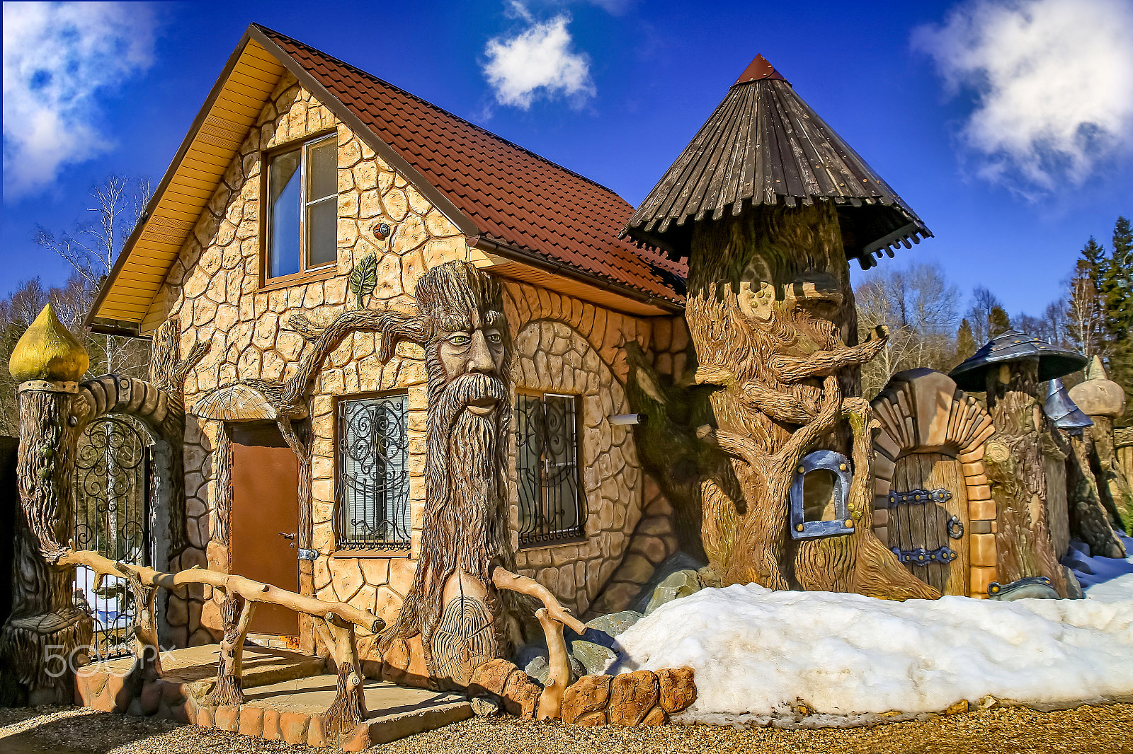 Canon EF 28-80mm f/2.8-4L sample photo. Fairy tale house photography