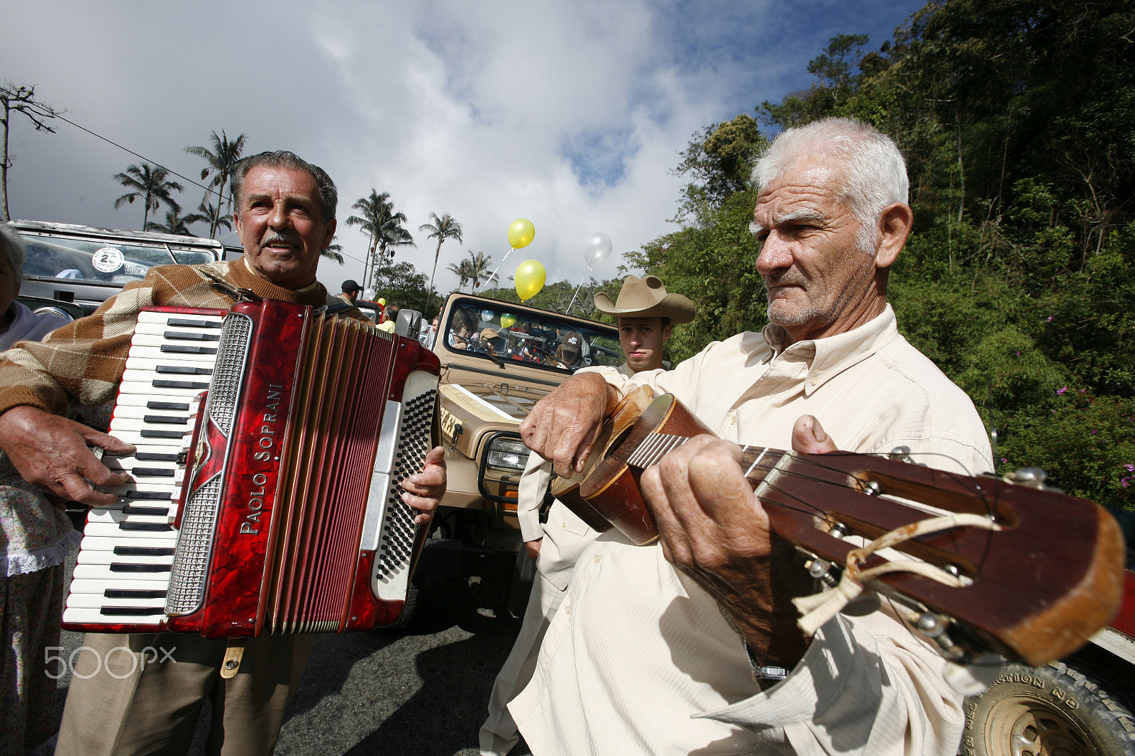 Canon EOS 5D + Canon EF 16-35mm F2.8L USM sample photo. South america venezuela colonia tovar festival photography