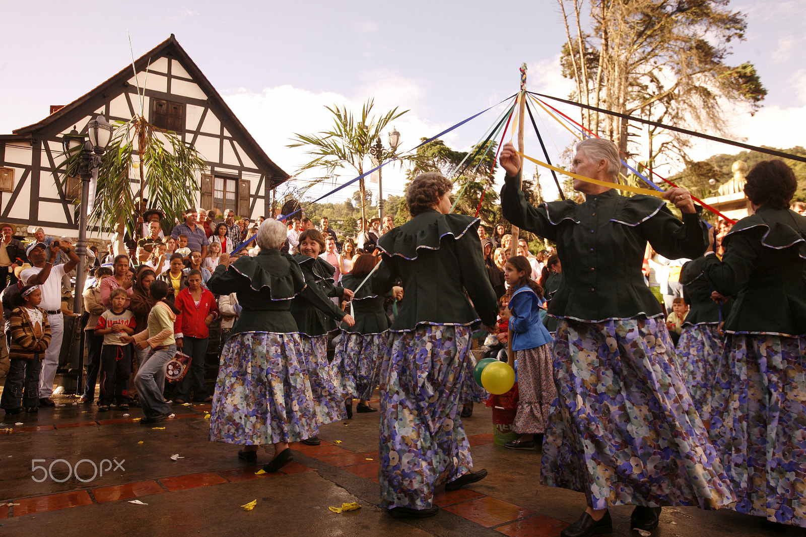 Canon EOS 5D + Canon EF 16-35mm F2.8L USM sample photo. South america venezuela colonia tovar festival photography