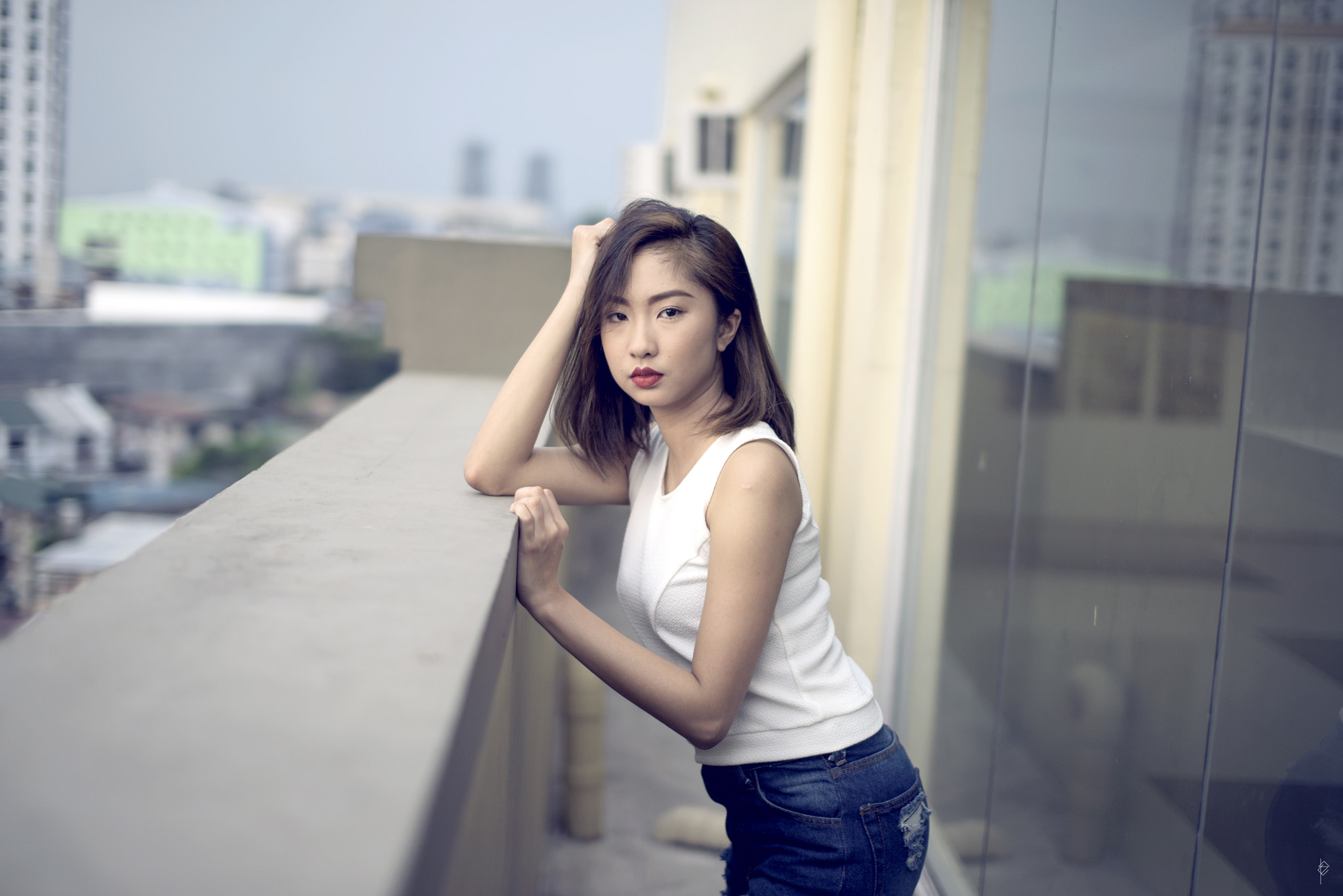 Nikon D810 + Sigma 50mm F1.4 EX DG HSM sample photo. Up set photography