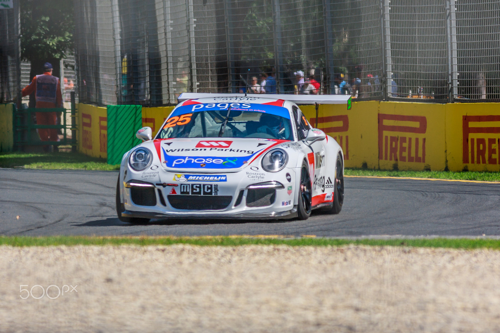 Canon EF 300mm F4L IS USM sample photo. Melb f1 gp photography