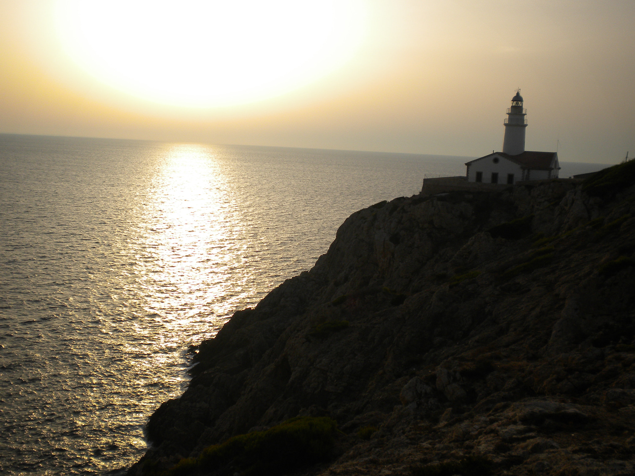 Nikon COOLPIX S225 sample photo. Faro photography