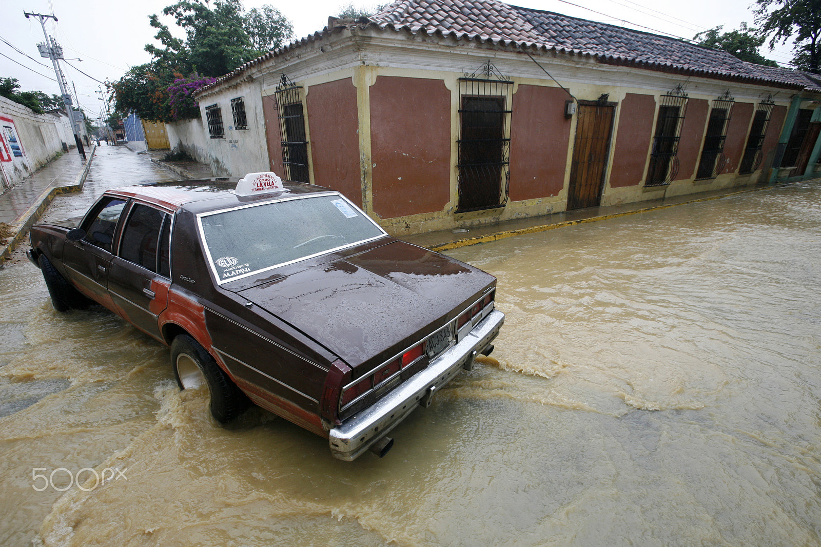 Canon EOS 5D + Canon EF 16-35mm F2.8L USM sample photo. South america venezuela coro town photography