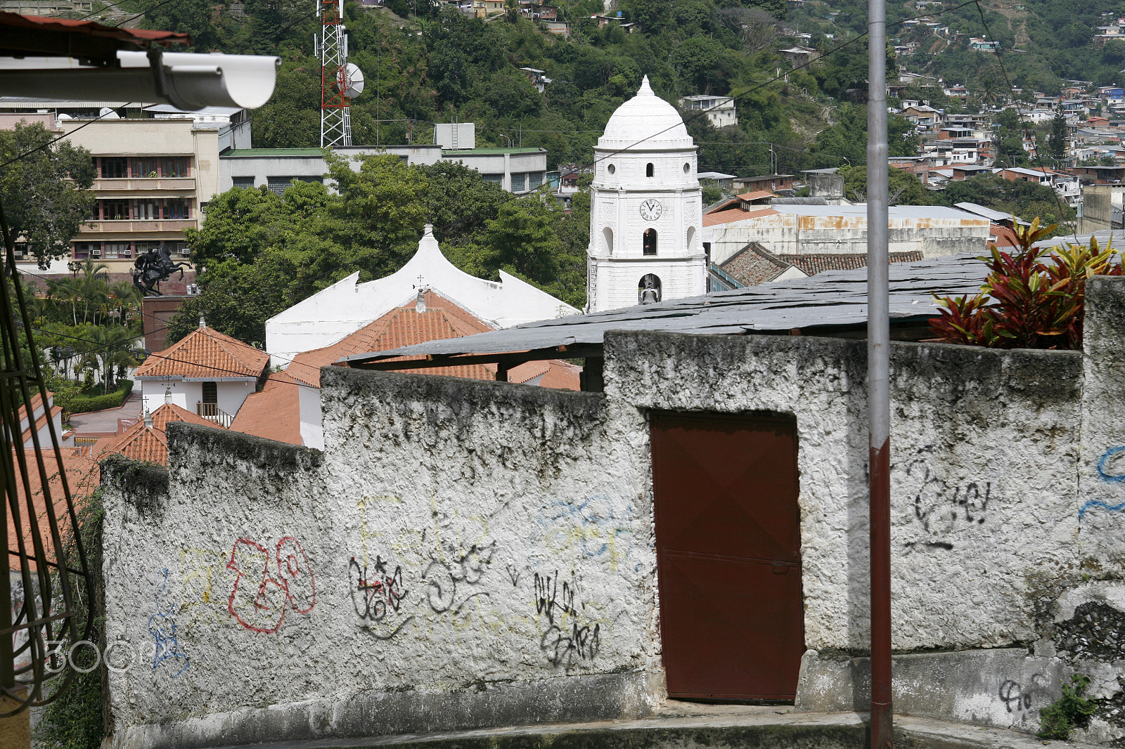 Canon EOS 5D + EF28-70mm f/2.8L USM sample photo. South america venezuela trujillo town photography