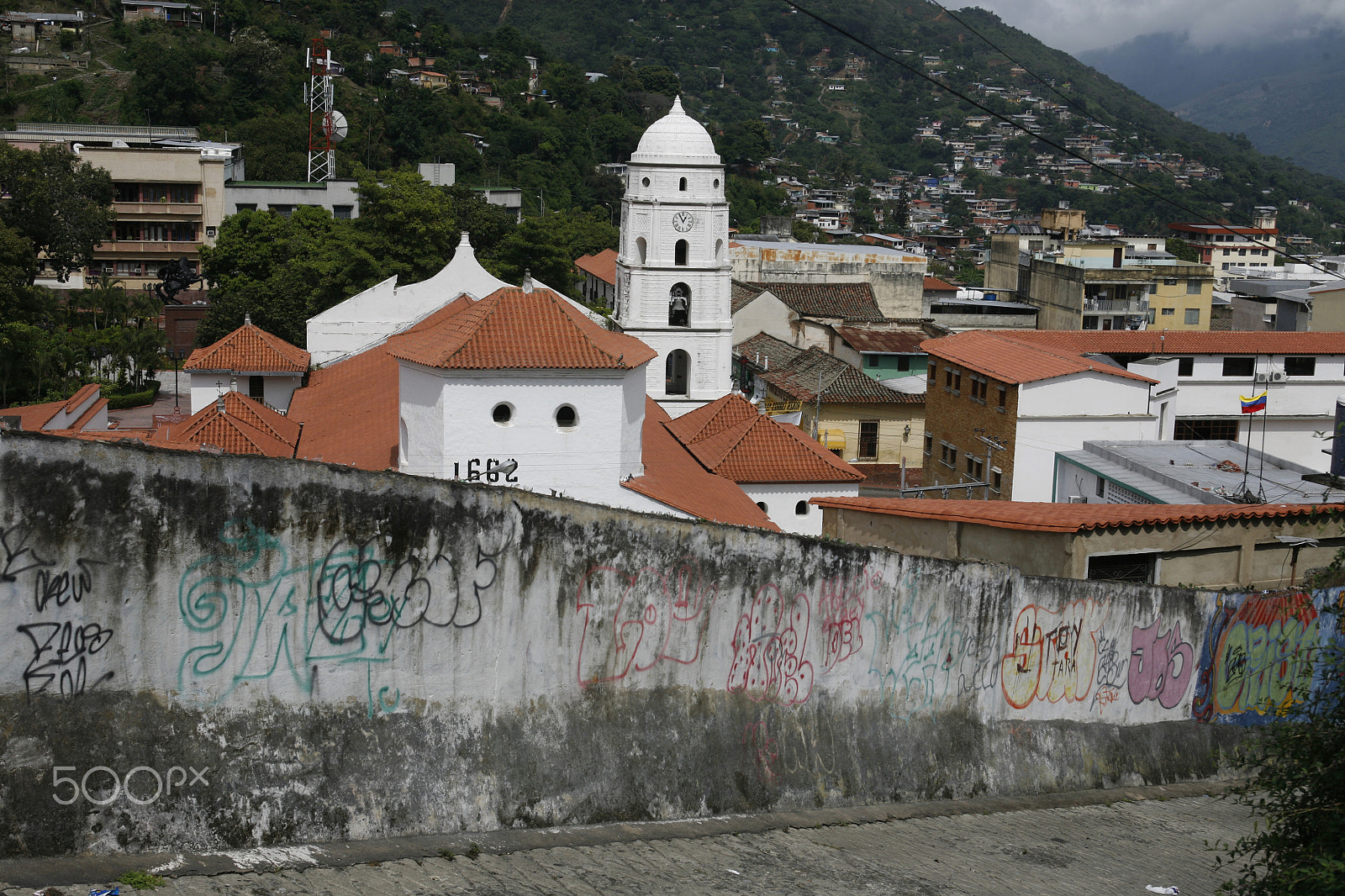 Canon EOS 5D + EF28-70mm f/2.8L USM sample photo. South america venezuela trujillo town photography