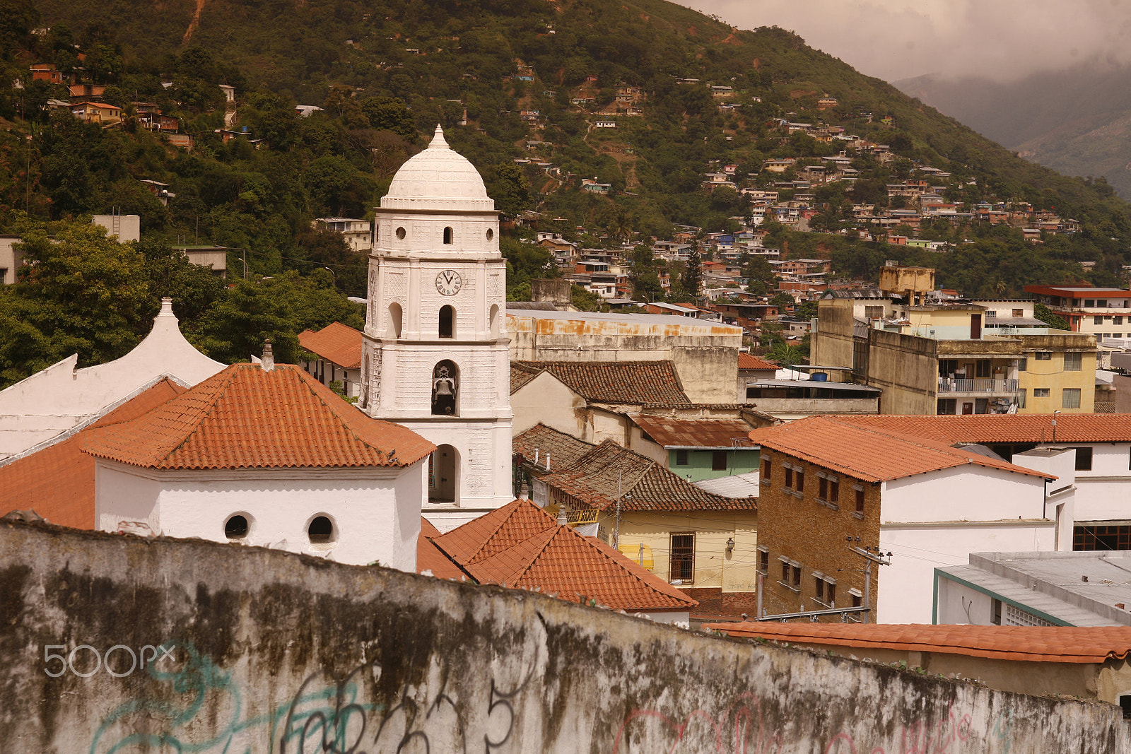 Canon EOS 5D + EF28-70mm f/2.8L USM sample photo. South america venezuela trujillo town photography