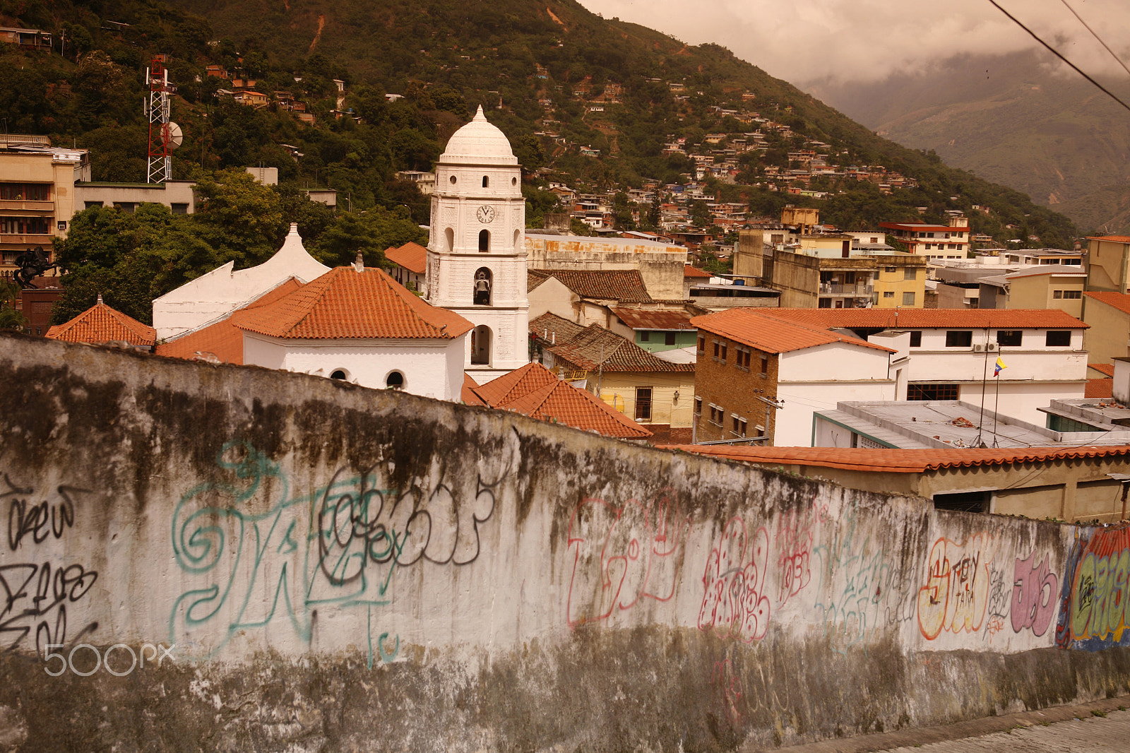 Canon EOS 5D + EF28-70mm f/2.8L USM sample photo. South america venezuela trujillo town photography
