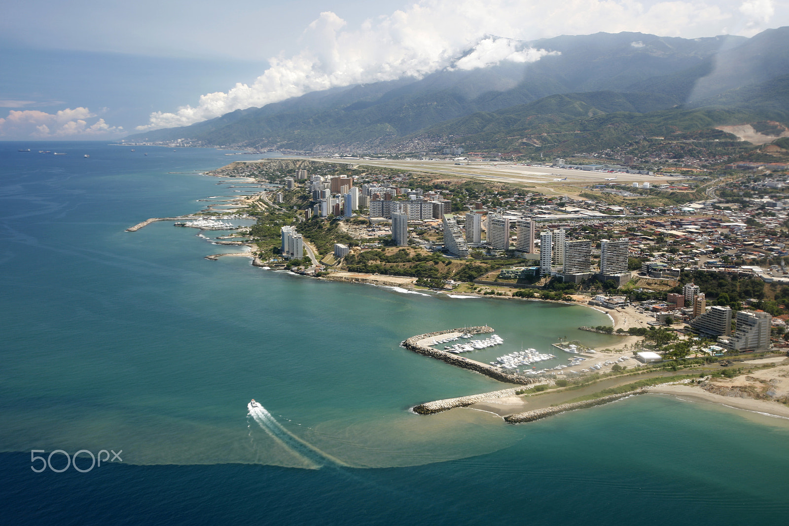 Canon EOS 5D + Canon EF 16-35mm F2.8L USM sample photo. South america venezuela caracas photography