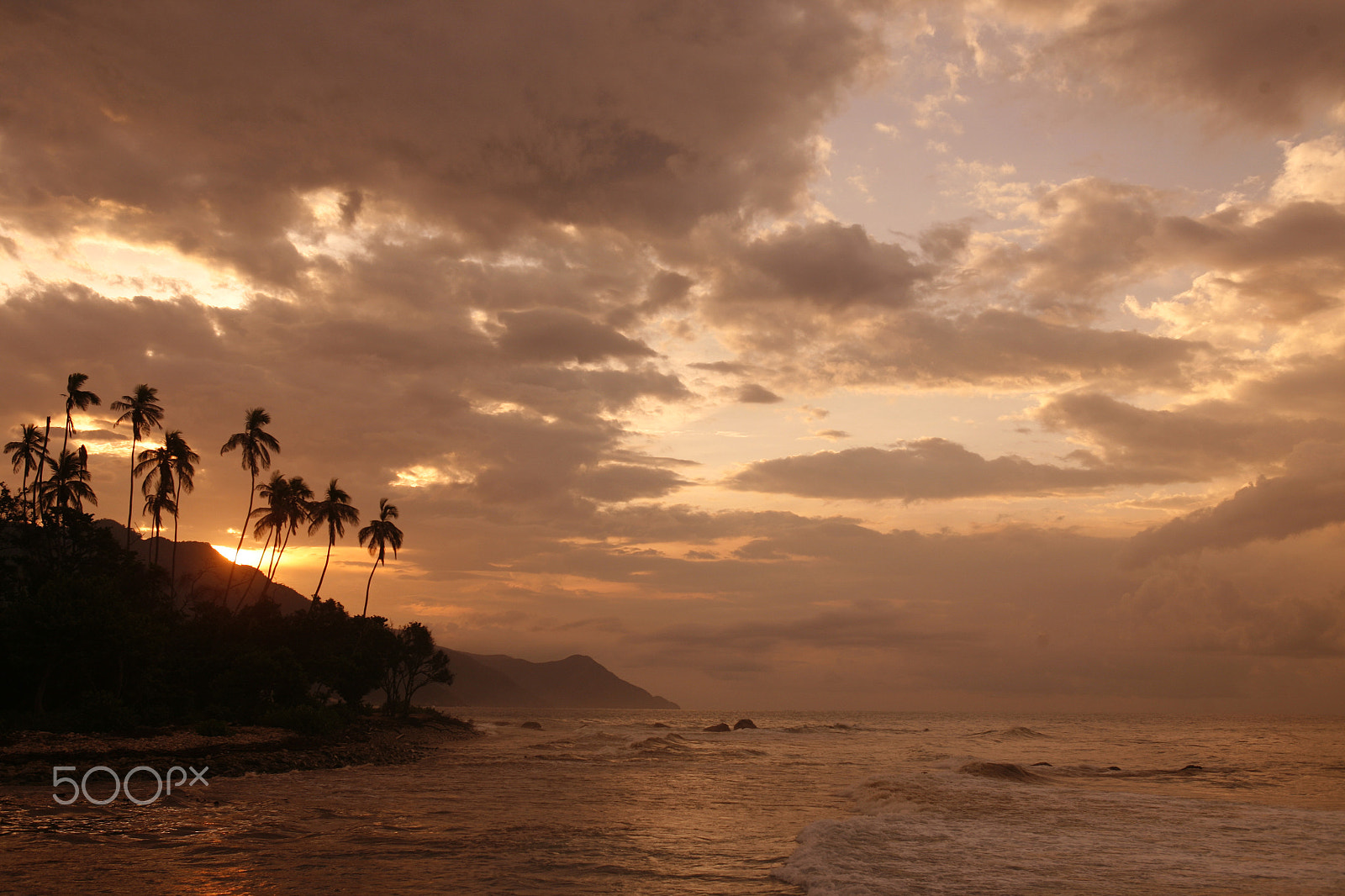 Canon EOS 5D + EF28-70mm f/2.8L USM sample photo. South america venezuela choroni beach photography