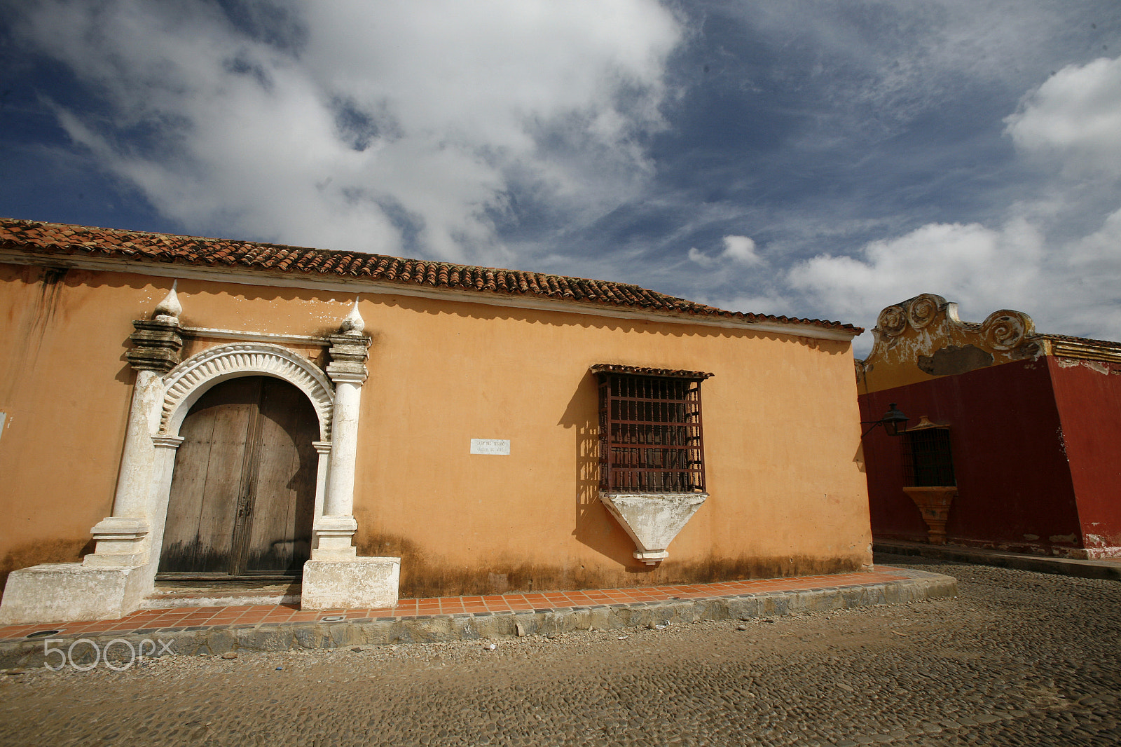 Canon EOS 5D + Canon EF 16-35mm F2.8L USM sample photo. South america venezuela coro town photography