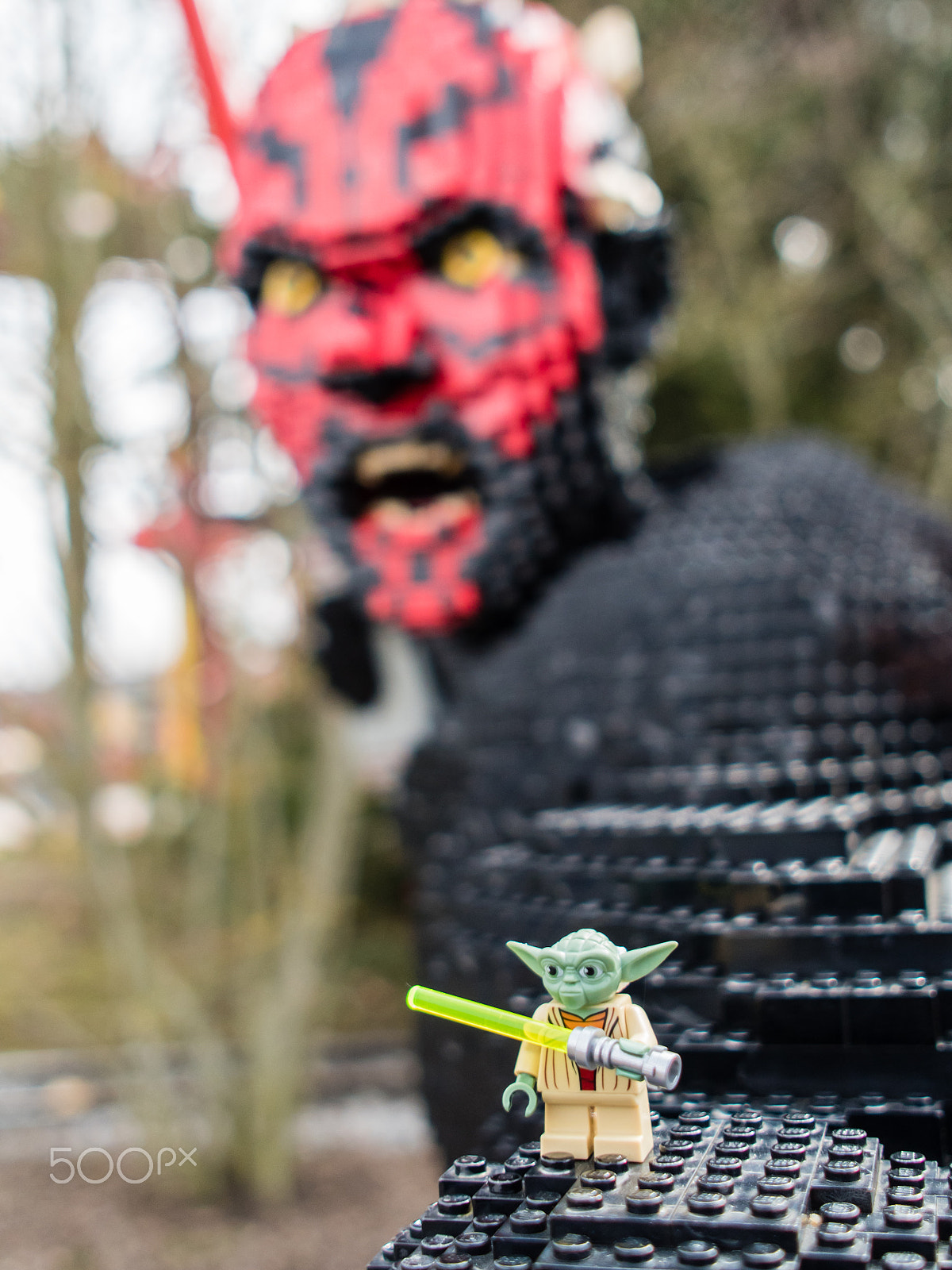 Olympus PEN E-PL7 + Sigma 19mm F2.8 DN Art sample photo. Darth maul vs. yoda photography