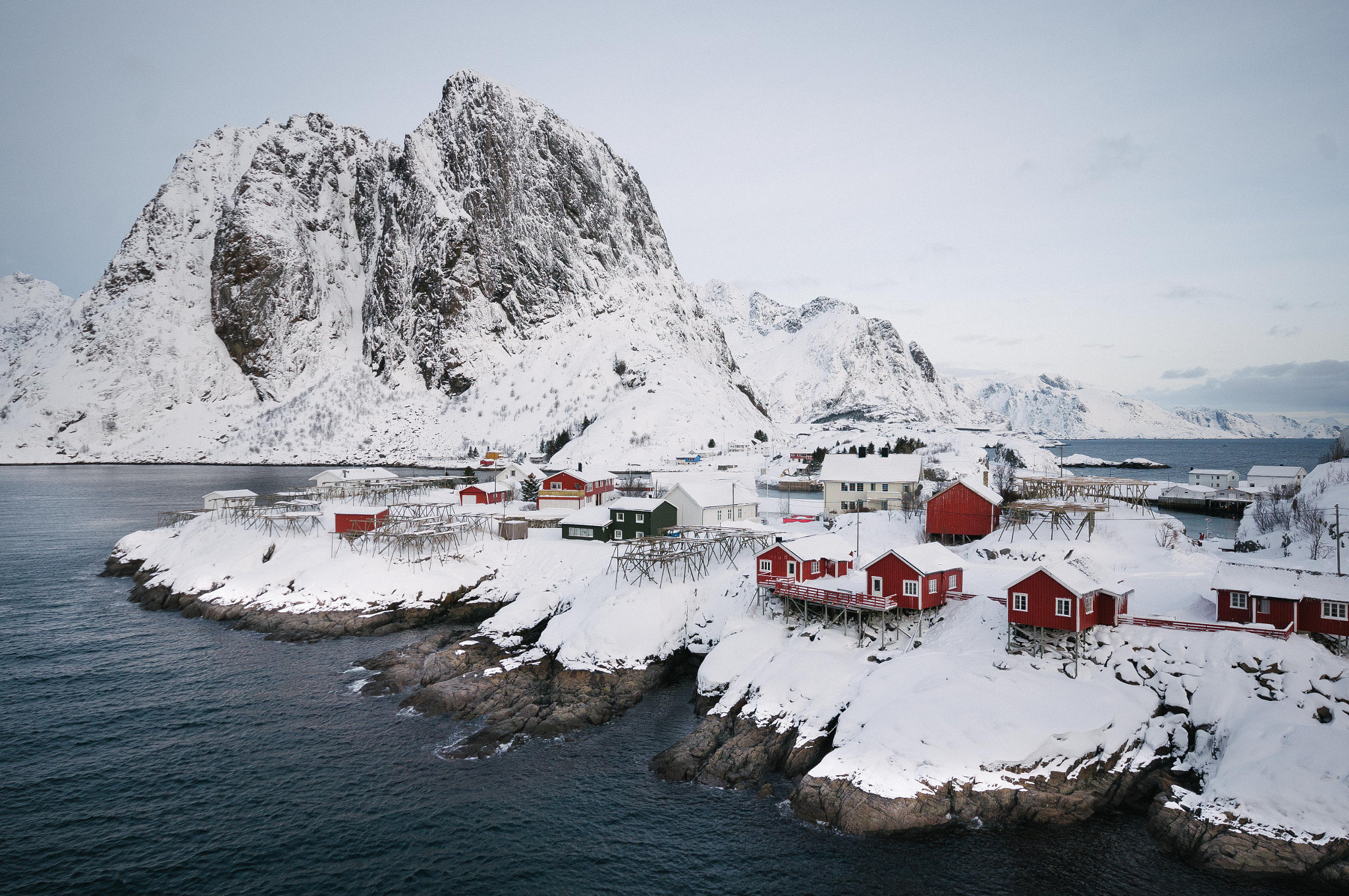 Minolta AF 28-80mm F3.5-5.6 II sample photo. Hamnøy photography
