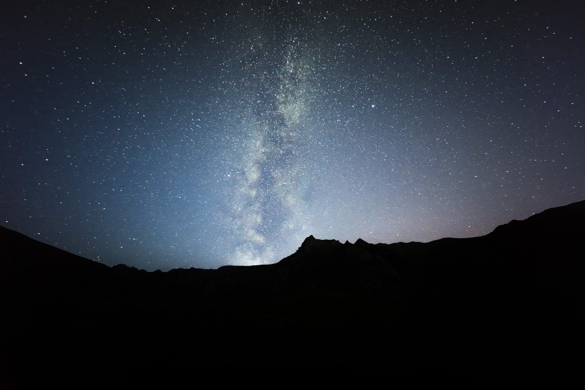 Sony a7R + Sony E 10-18mm F4 OSS sample photo. Starry night of ogwen photography