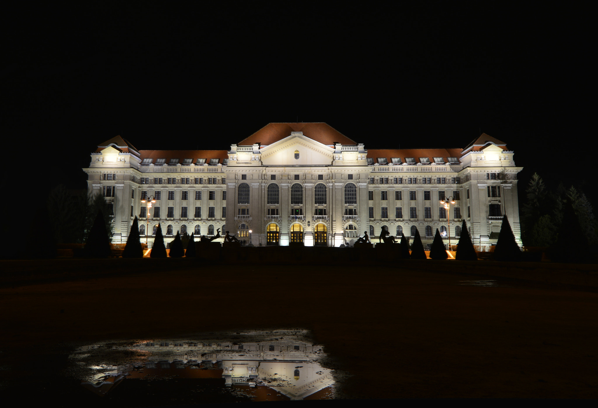 Sigma 18-200mm F3.5-6.3 DC OS HSM sample photo. University of debrecen photography