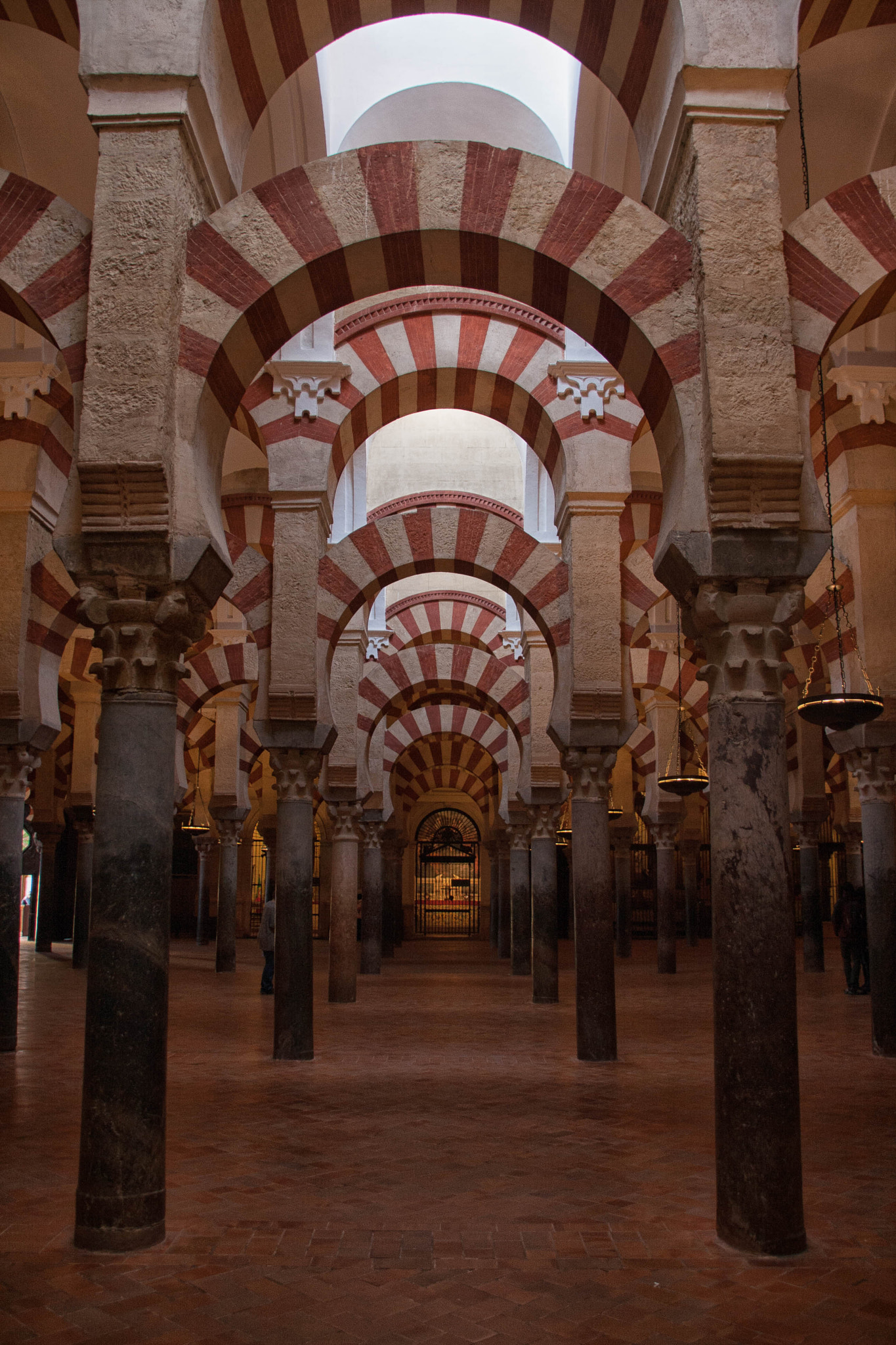 Sigma 18-200mm f/3.5-6.3 DC OS sample photo. Córdoba mezquita photography