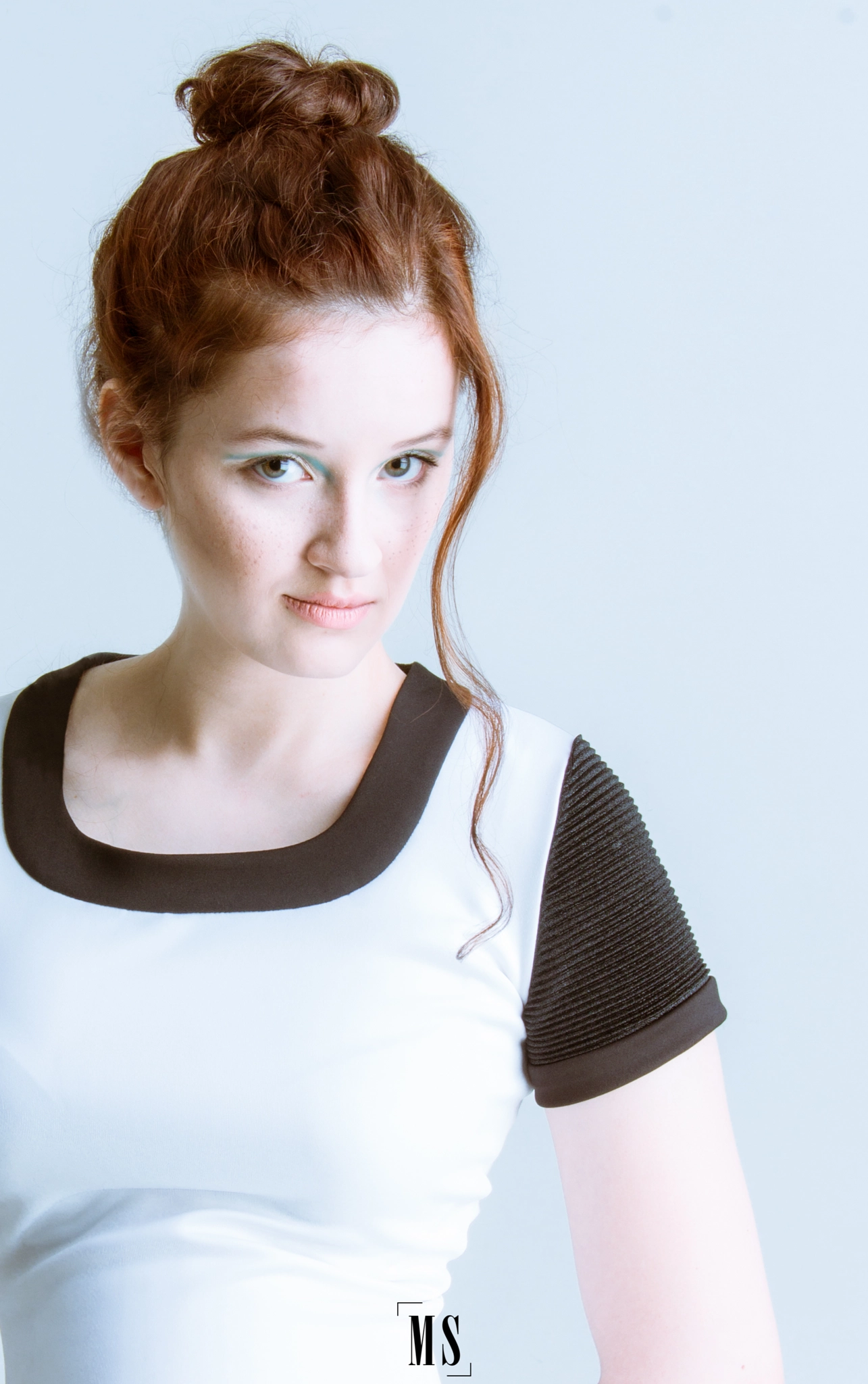 Canon EF-S 18-200mm F3.5-5.6 IS sample photo. Fernanda. photography