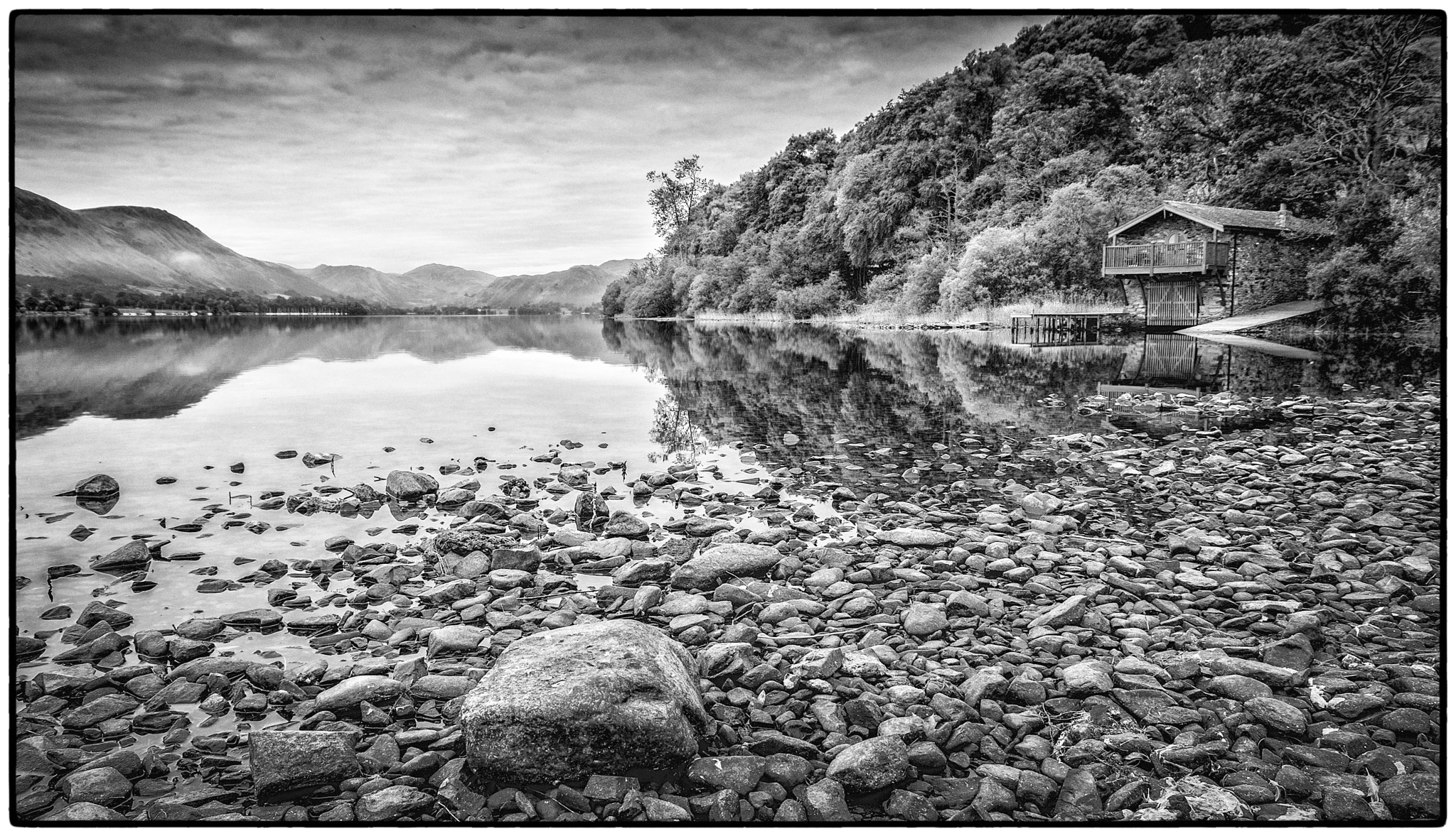 Pentax smc DA 16-45mm F4 ED AL sample photo. The boathouse photography