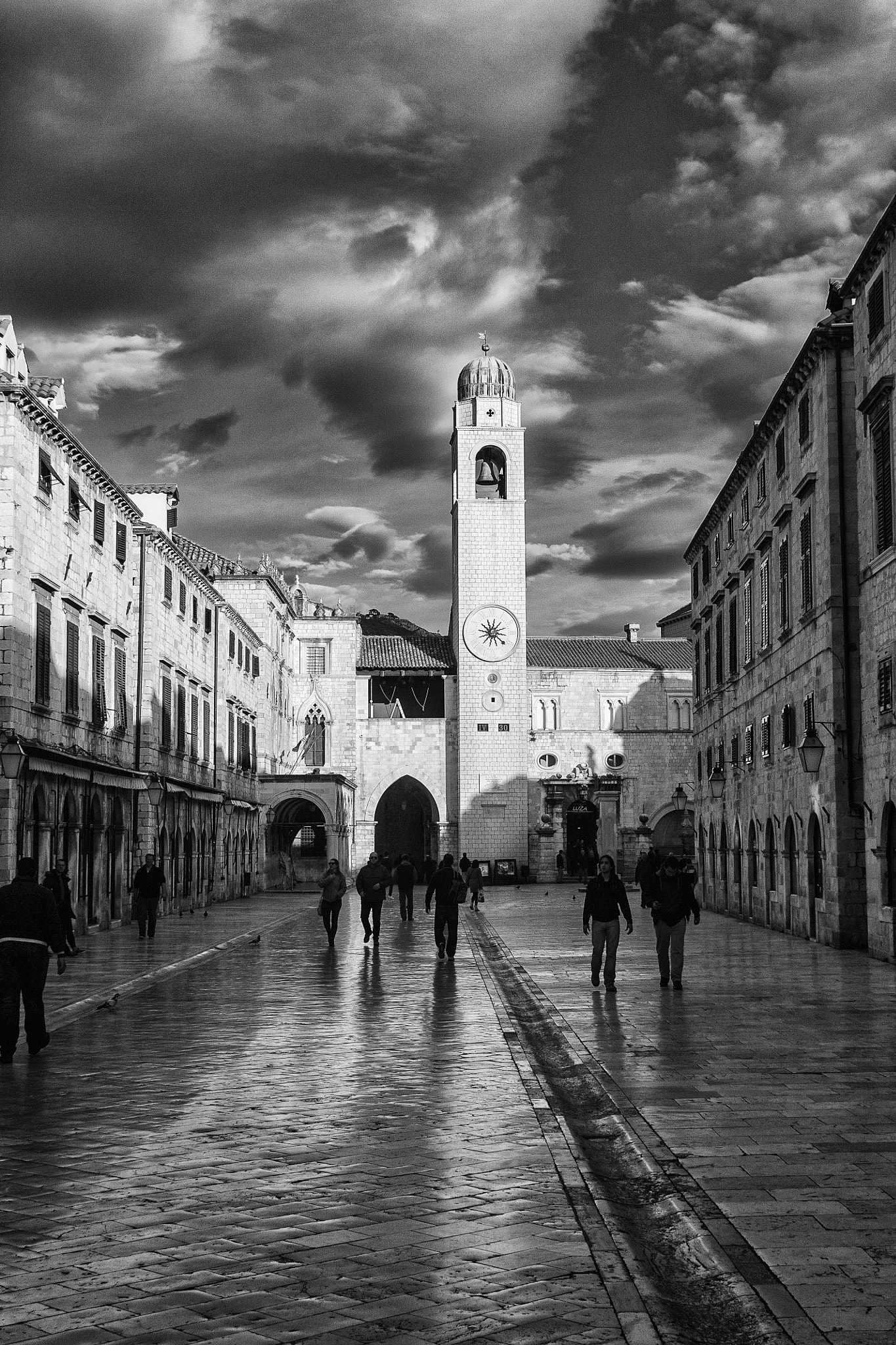 Canon EF 28-135mm F3.5-5.6 IS USM sample photo. Clocktower dubrovnik photography