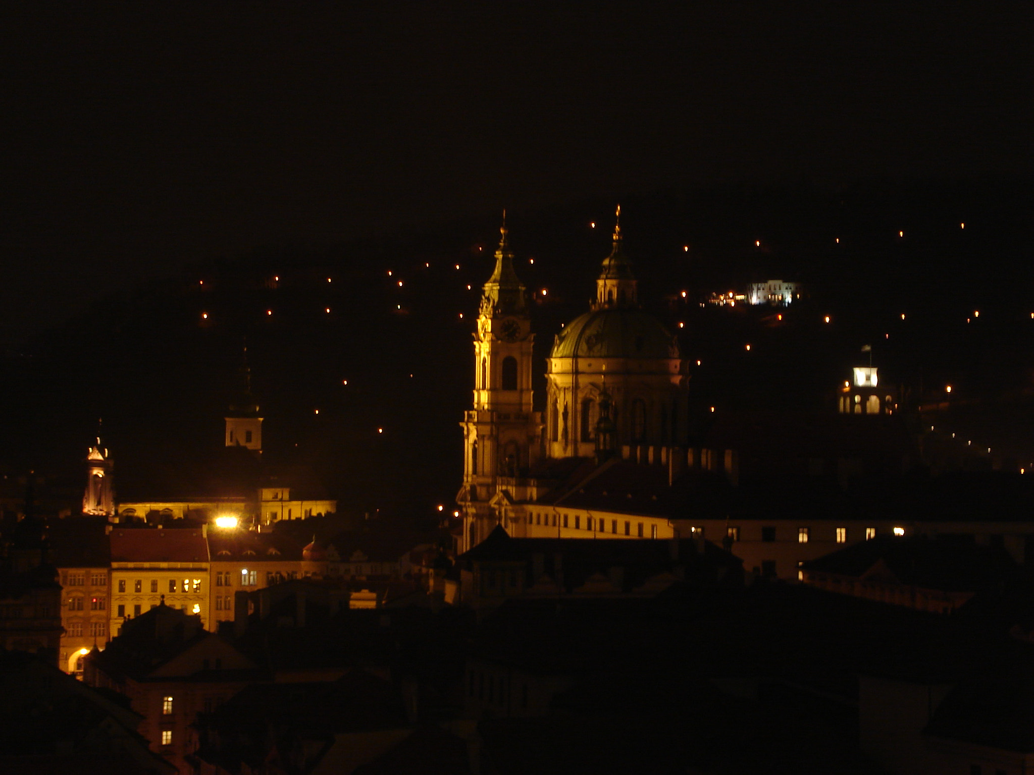 Sony DSC-S40 sample photo. Night in prague photography