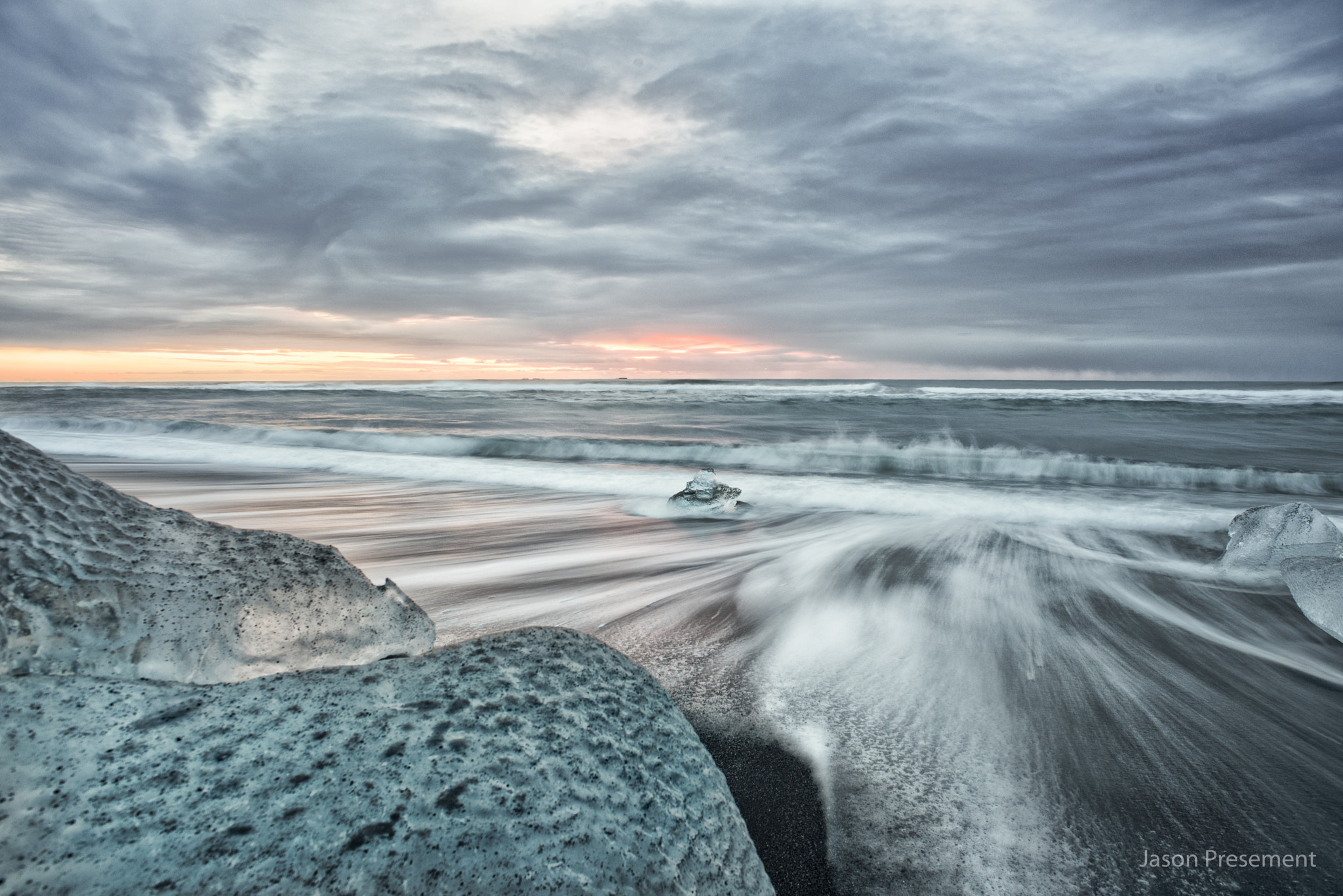 Nikon D810 + Nikon AF Nikkor 20mm F2.8D sample photo. Sunrise ice photography