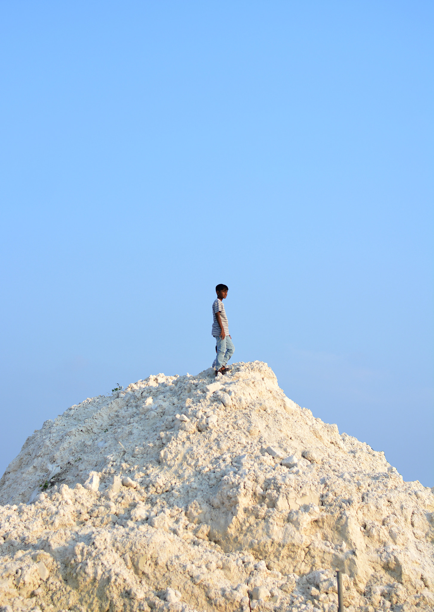 Sigma 50-150mm F2.8 EX APO DC HSM sample photo. King of the hill photography