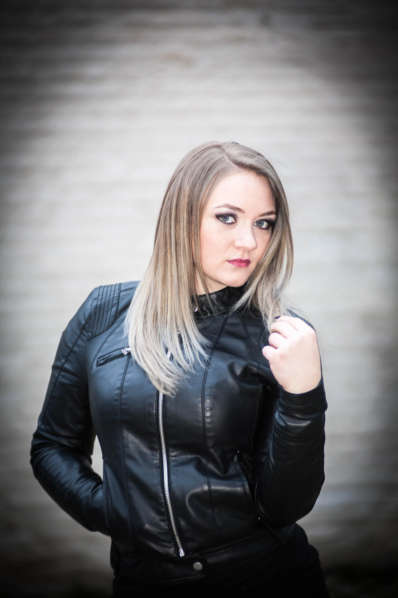 Canon EOS 5D + Canon EF 80-200mm f/2.8L sample photo. #leather photography