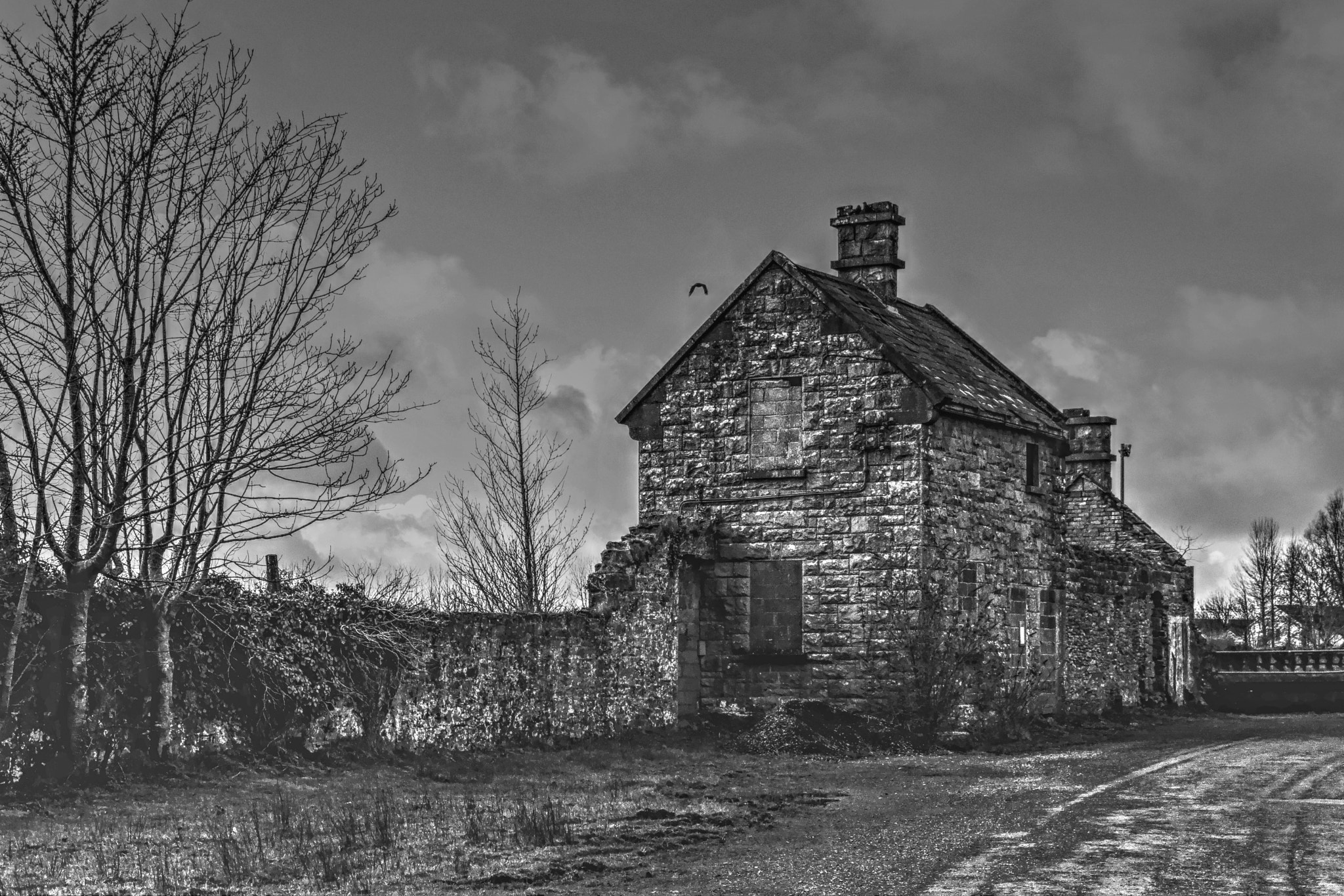 18.00 - 55.00 mm f/3.5 - 5.6 sample photo. Edge of town photography