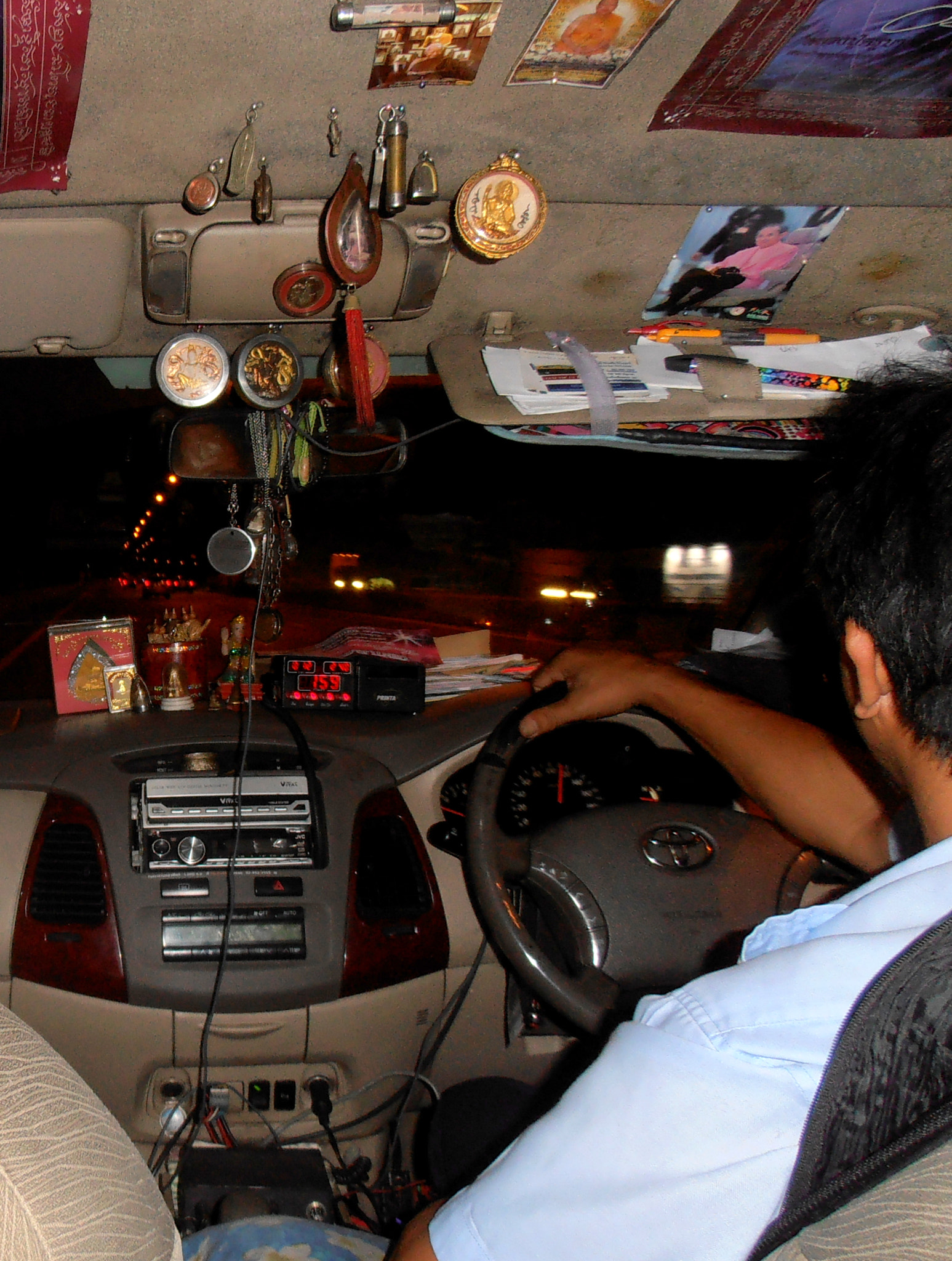 Olympus VR320,D725 sample photo. Taxi cab interior photography