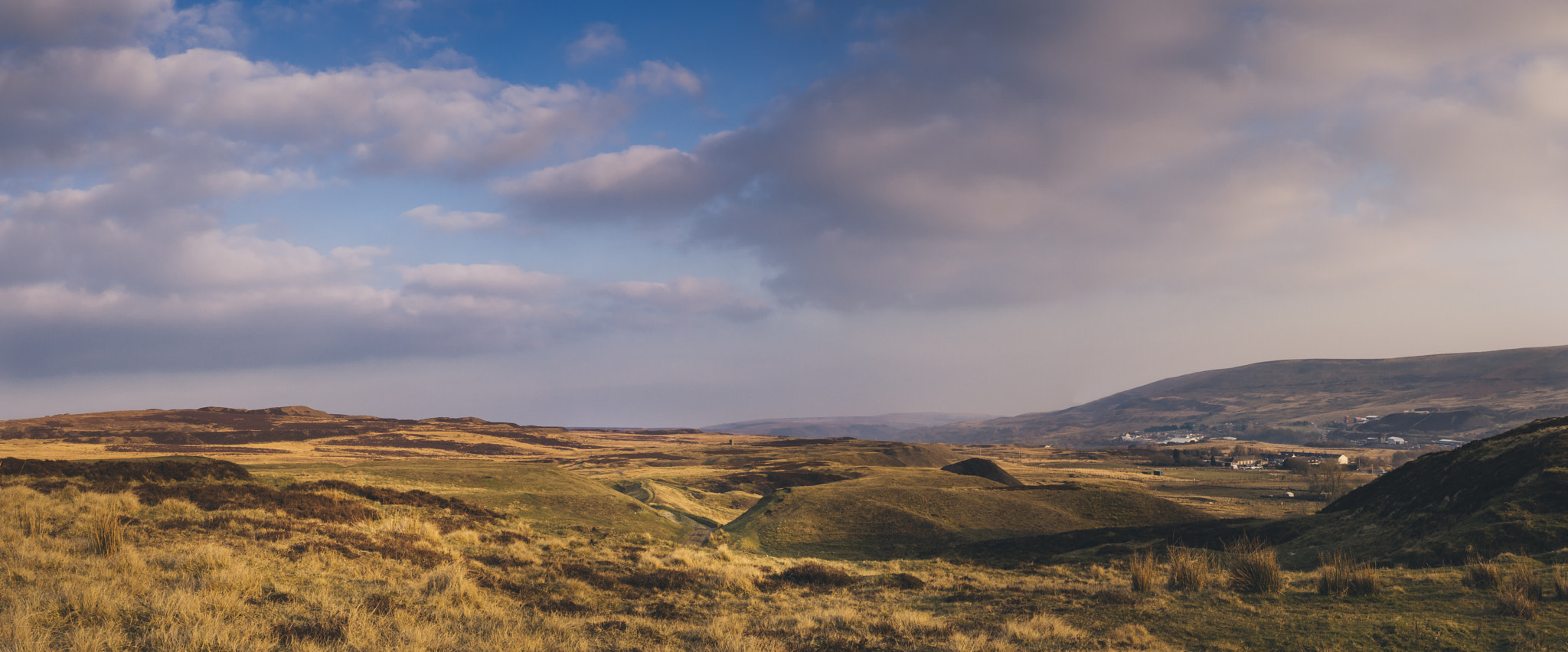 Olympus OM-D E-M10 II + Panasonic Lumix G 20mm F1.7 ASPH sample photo. Garn-yr-erw photography
