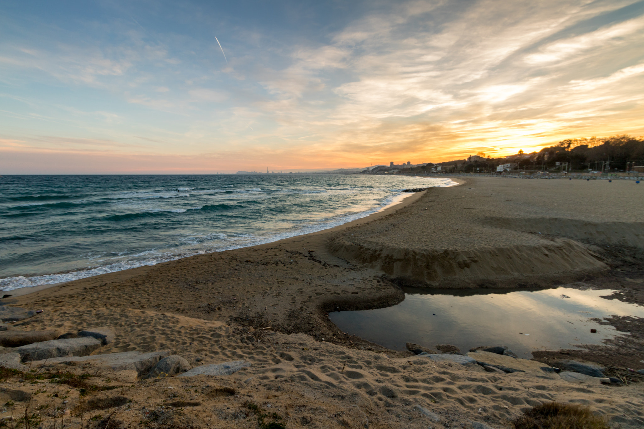 Canon EF-S 10-18mm F4.5–5.6 IS STM sample photo. El masnou photography