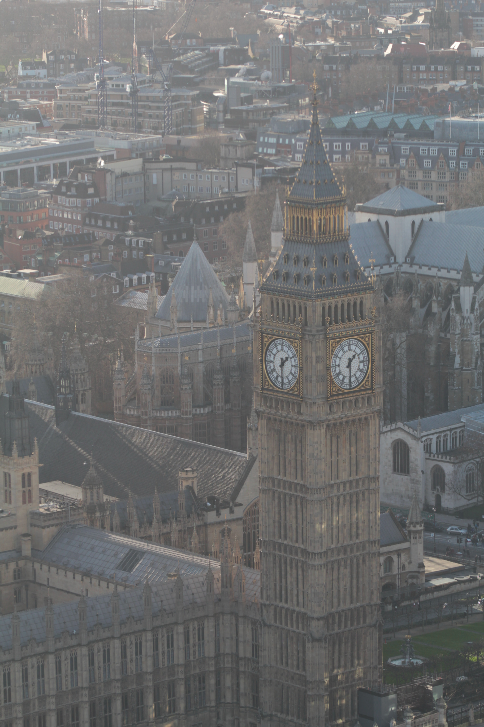 Sigma 105mm F2.8 EX DG OS HSM sample photo. London photography