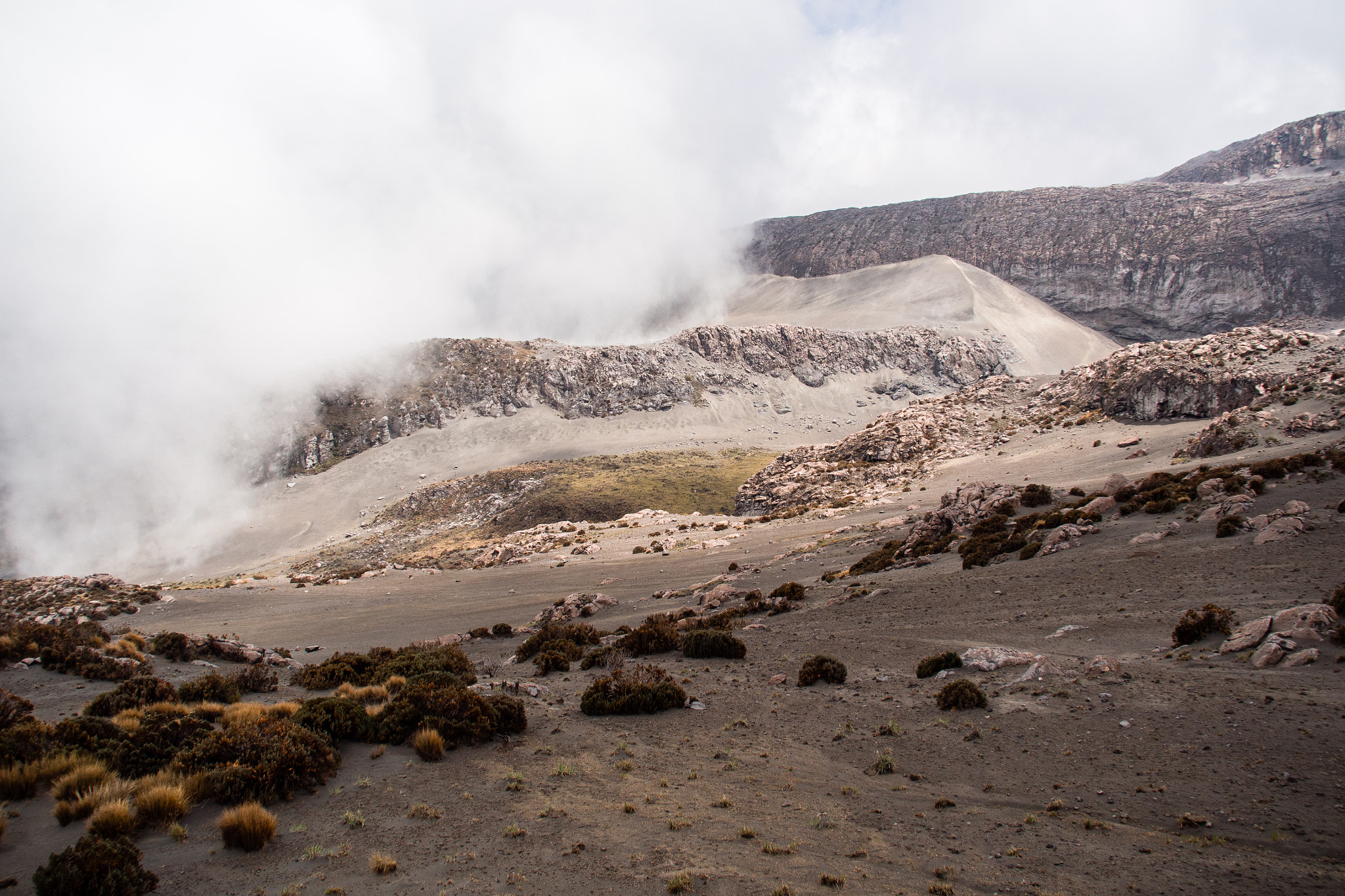 Olympus OM-D E-M5 sample photo. Welcome to mars photography