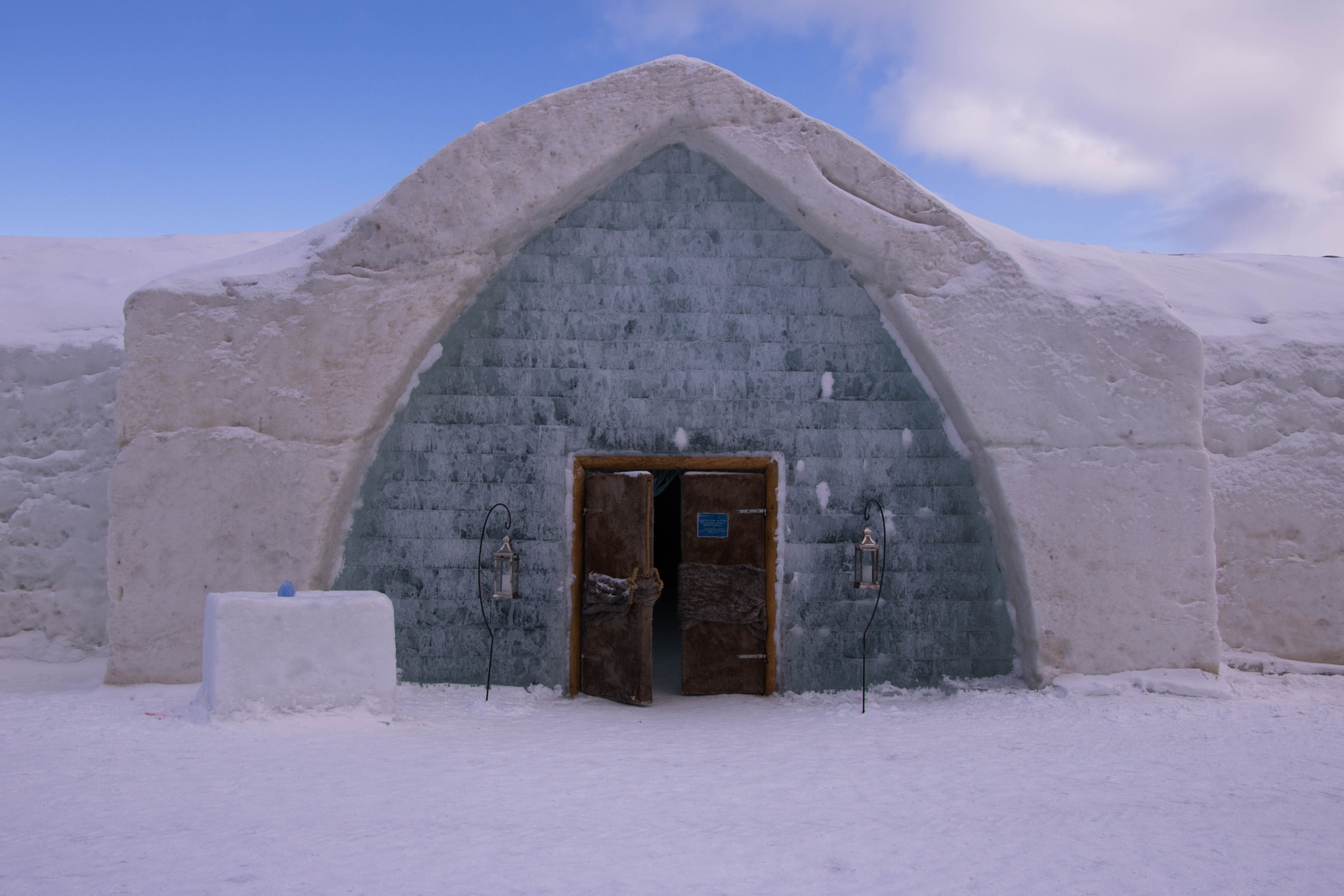 Canon EF-S 18-135mm F3.5-5.6 IS STM sample photo. Ice hotel photography