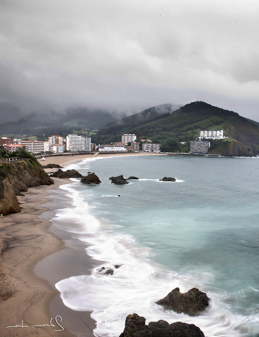 Canon EOS-1Ds Mark III + Canon EF 24mm F2.8 sample photo. Playa de bakio, bizkaia. photography