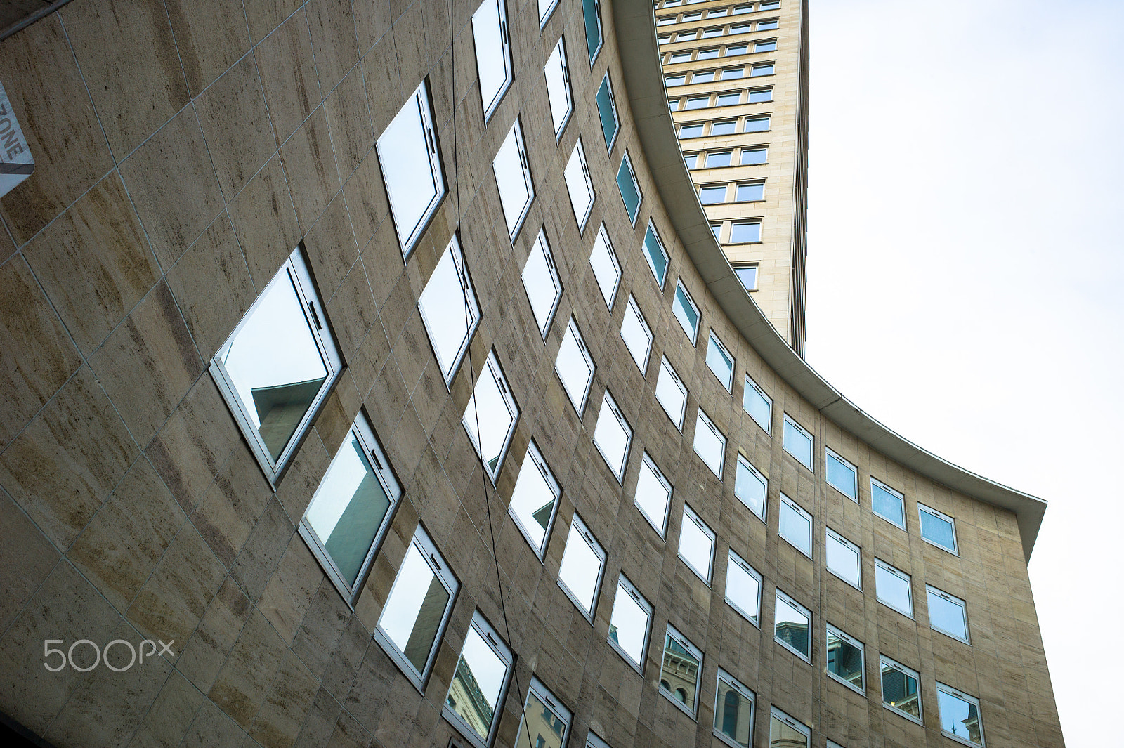 Leica M9 + Leica Elmar-M 24mm F3.8 ASPH sample photo. Building in bruxelles photography