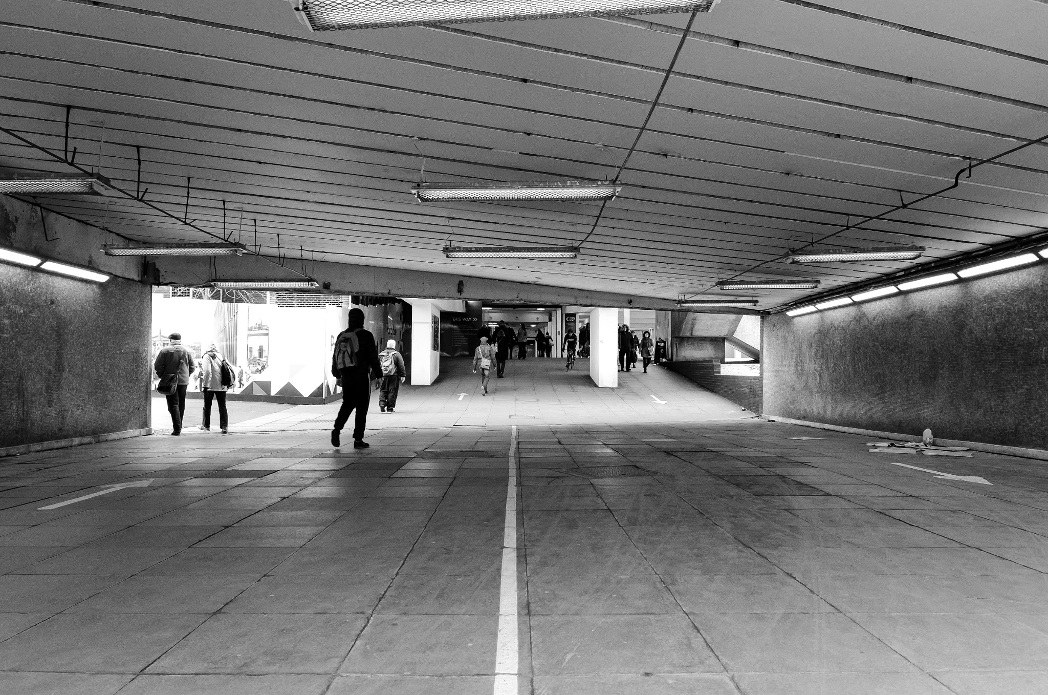 Sigma 17-70mm F2.8-4 DC Macro OS HSM | C sample photo. Underpass photography